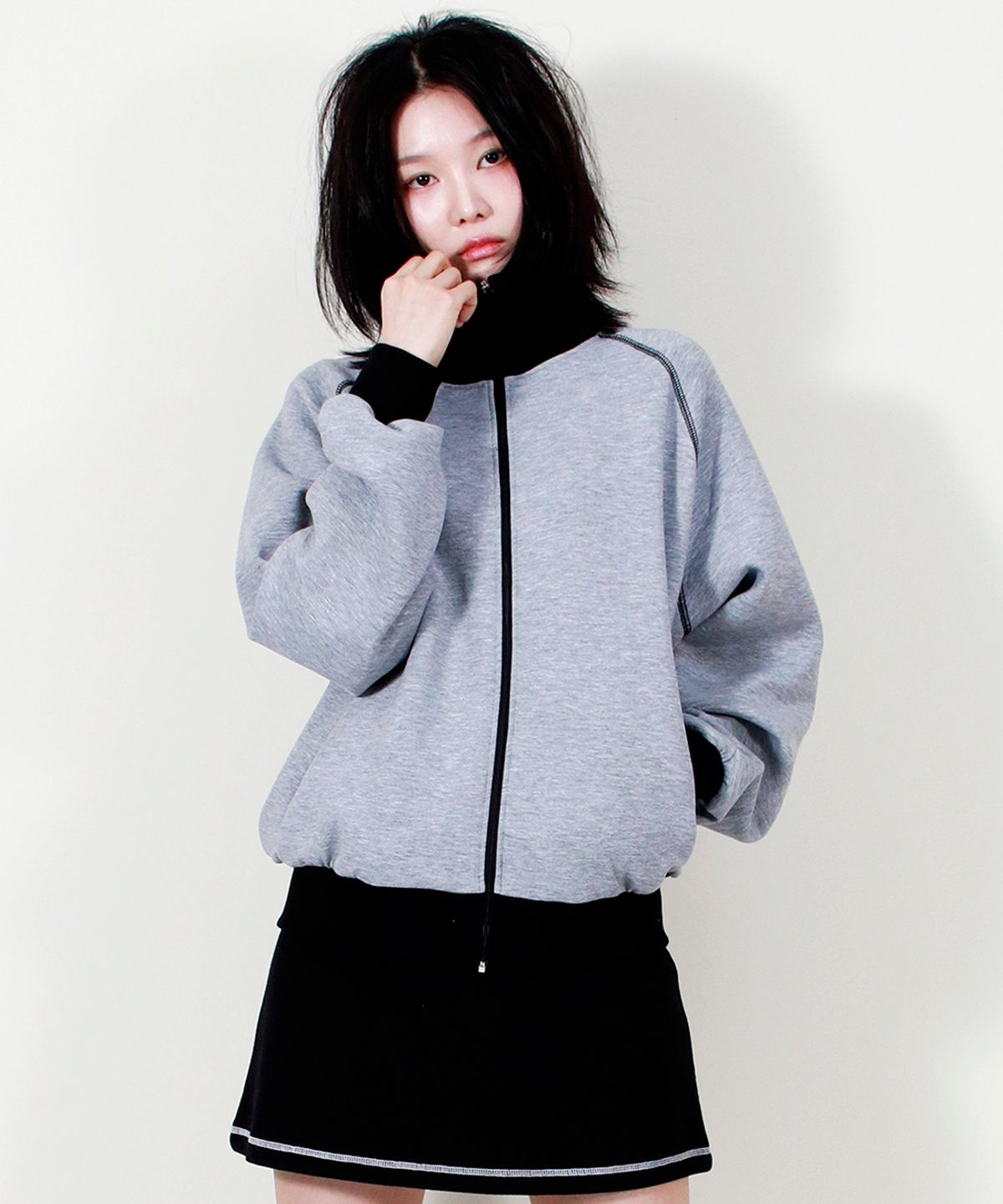 드마크(DEMARC) COLOR STITCH NEOPRENE LOGO BLOUSON JUMPER GREY