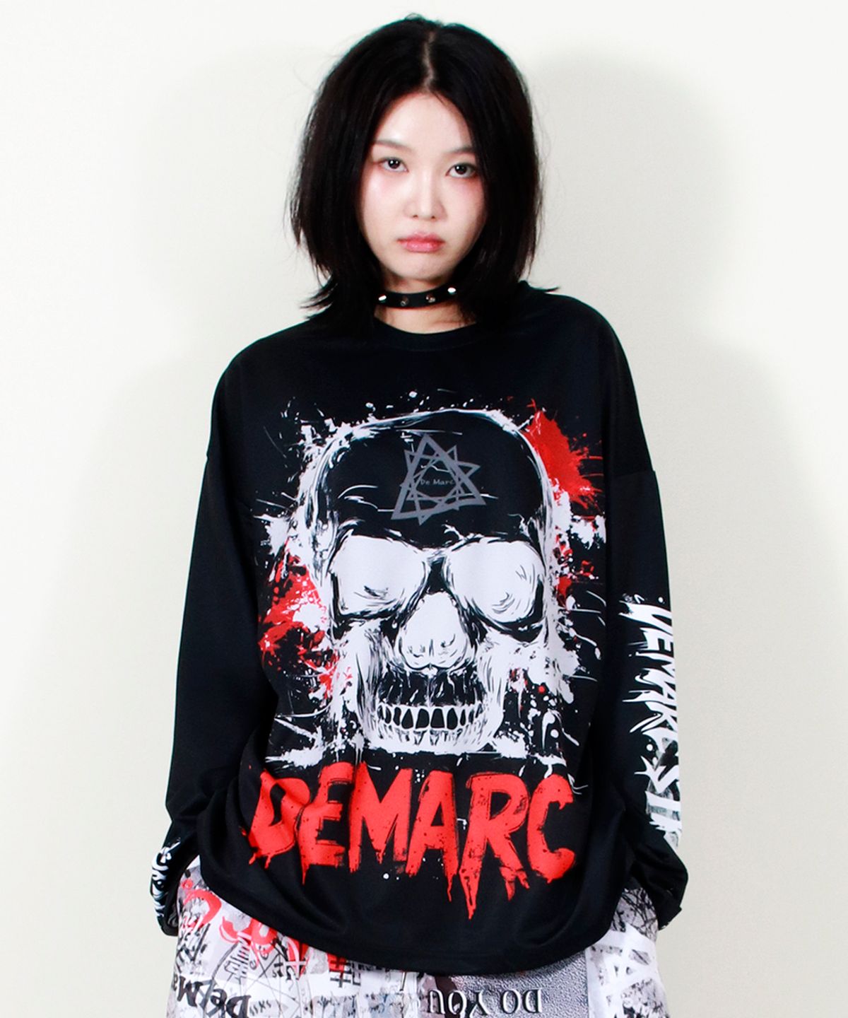 드마크(DEMARC) PUNK SKULL GRAPHIC OVERSIZE T-SHIRT