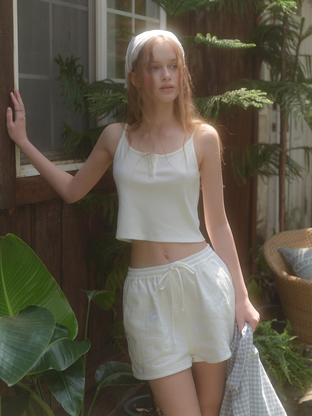 리엘(RE L) Soda button sleeveless (ivory)