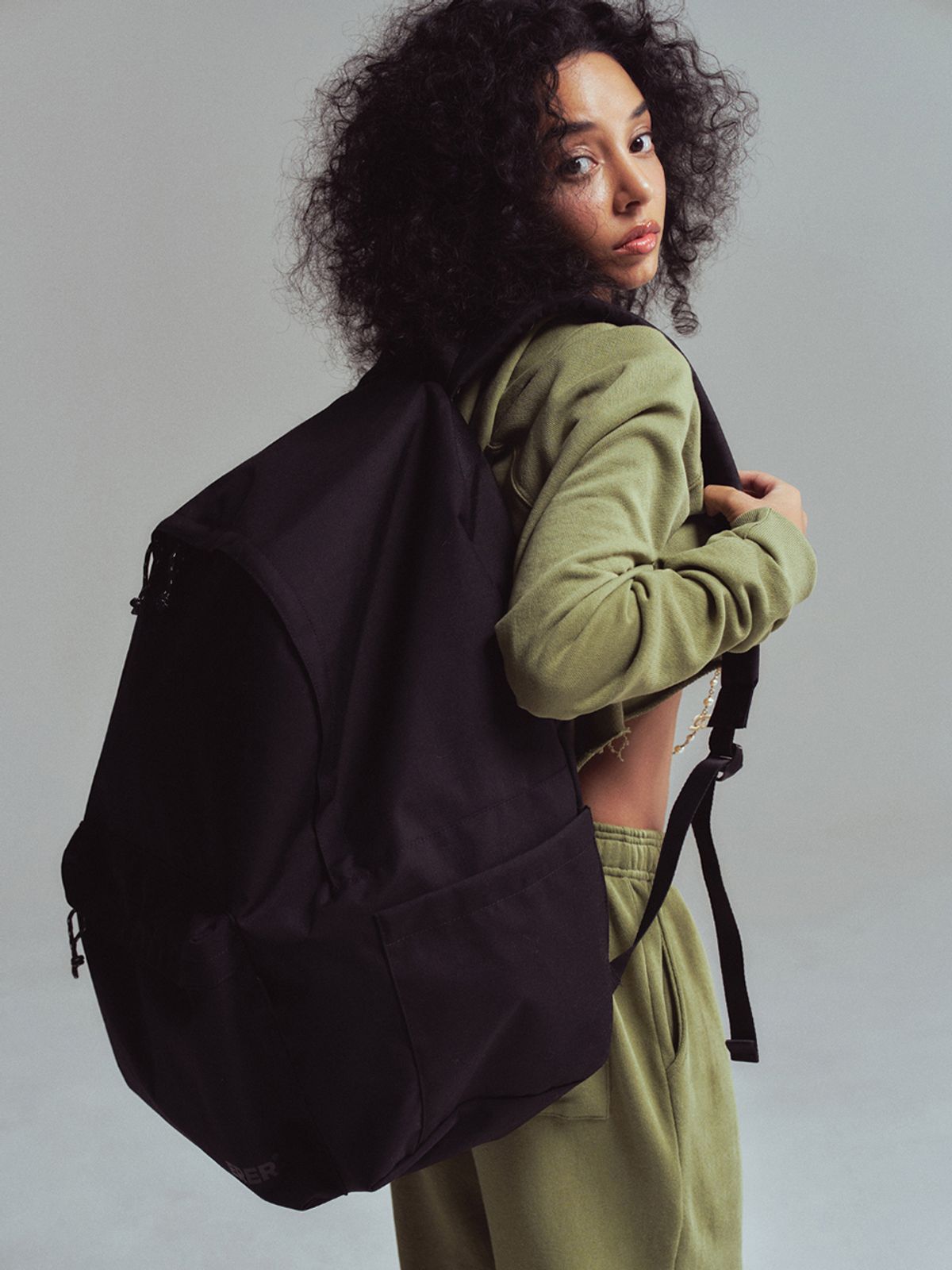 에르에르(ERER) Super big backpack Black