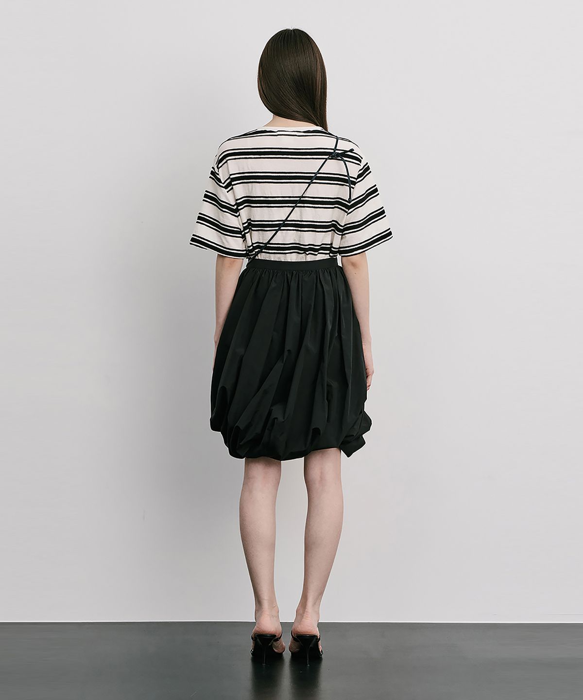 분더캄머(WNDERKAMMER) Moon Jar - Shaped Skirt_Black(달항아리  모양 스커트_블랙)