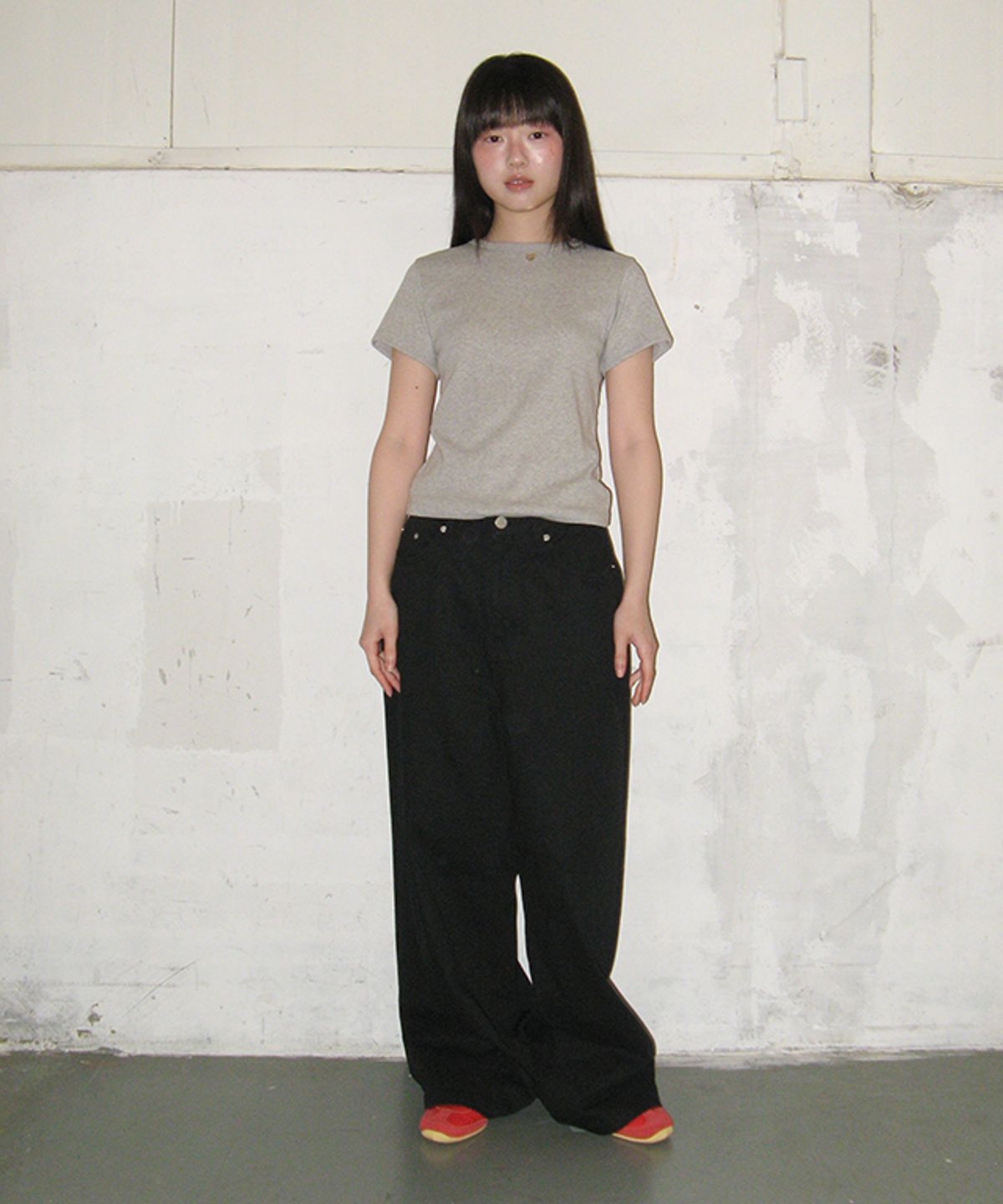 론론(RONRON) BACK HEART STITCH POCKET DENIM PANTS BLACK