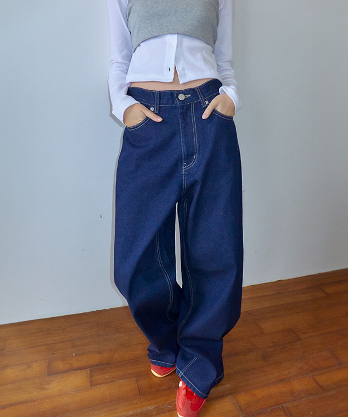 론론(RONRON) BACK HEART STITCH POCKET DENIM PANTS INDIGO BLUE