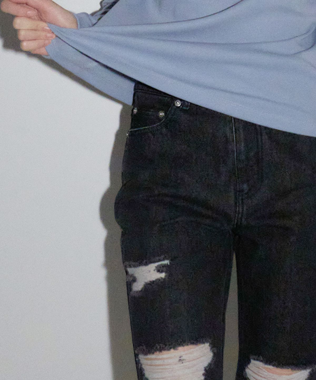 론론(RONRON) DAMAGE BOOTSCUT DENIM PANTS BLACK