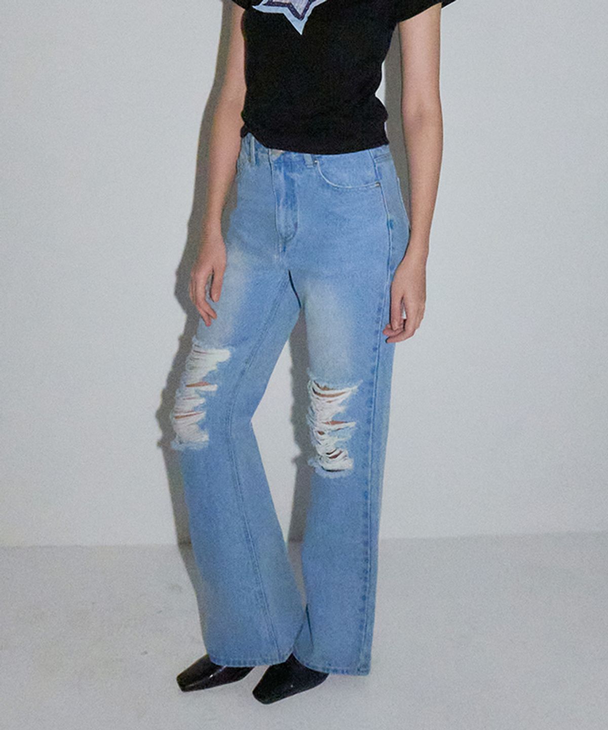 론론(RONRON) DAMAGE BOOTSCUT DENIM PANTS LIGHT BLUE