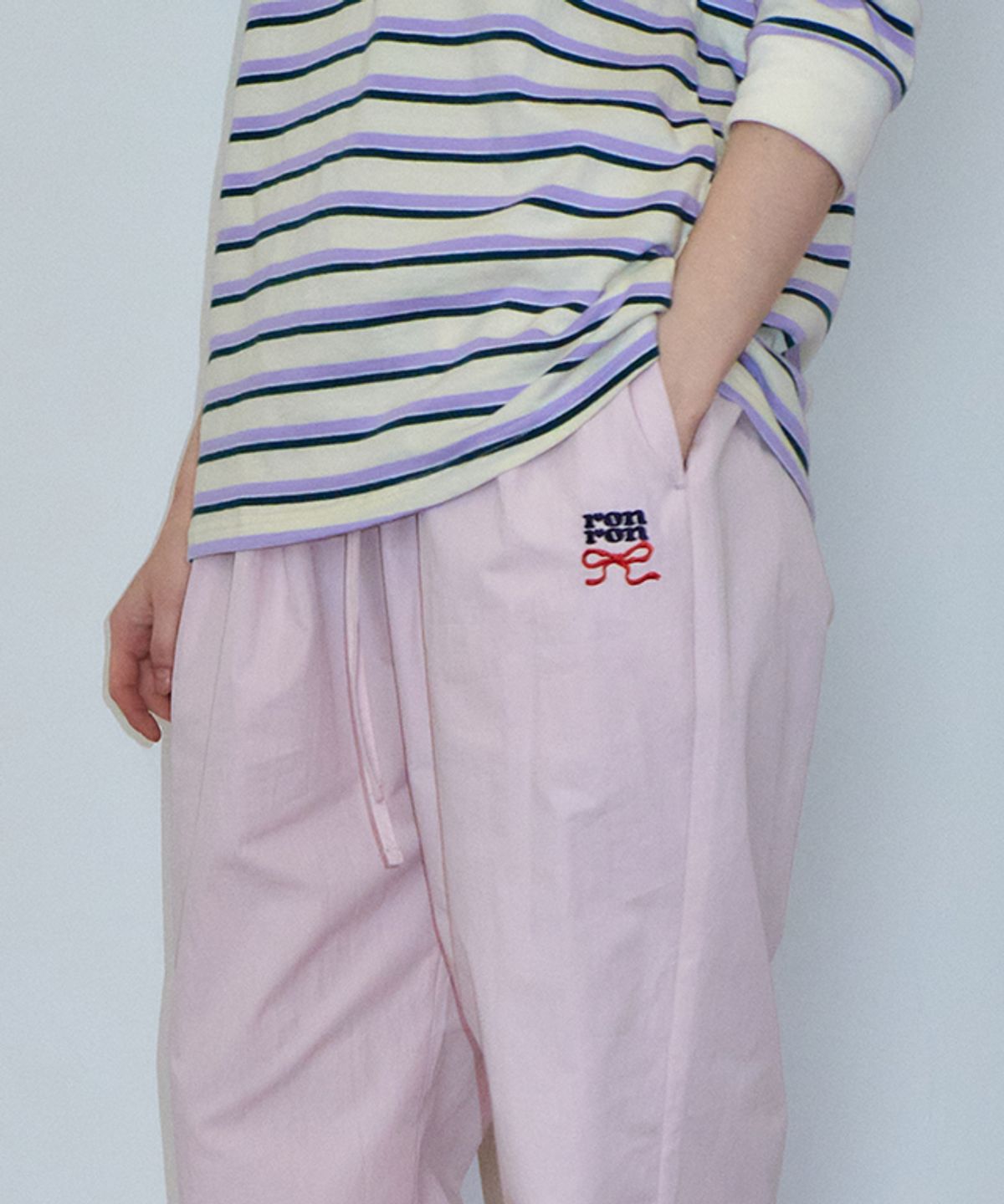 론론(RONRON) POINT EMBROIDERED BANDING PANTS SOFT PINK