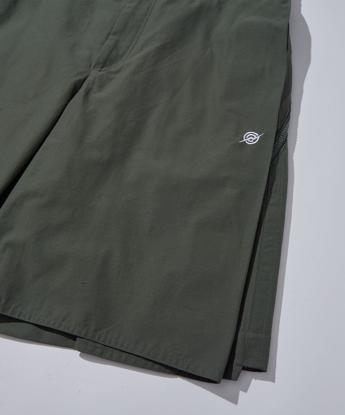 칼라파타르(KALAPATTHAR) NC Flap Shorts - Khaki