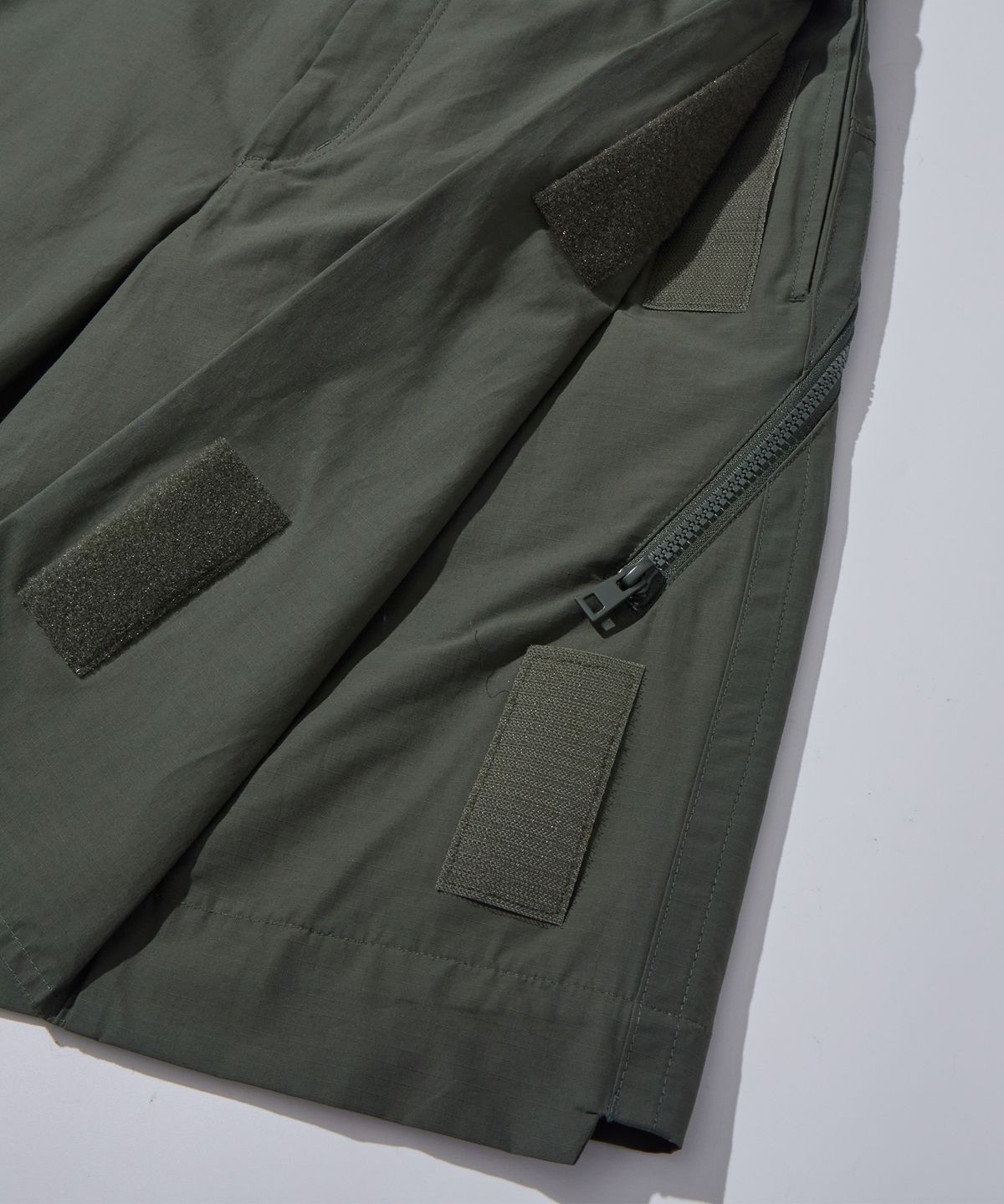 칼라파타르(KALAPATTHAR) NC Flap Shorts - Khaki
