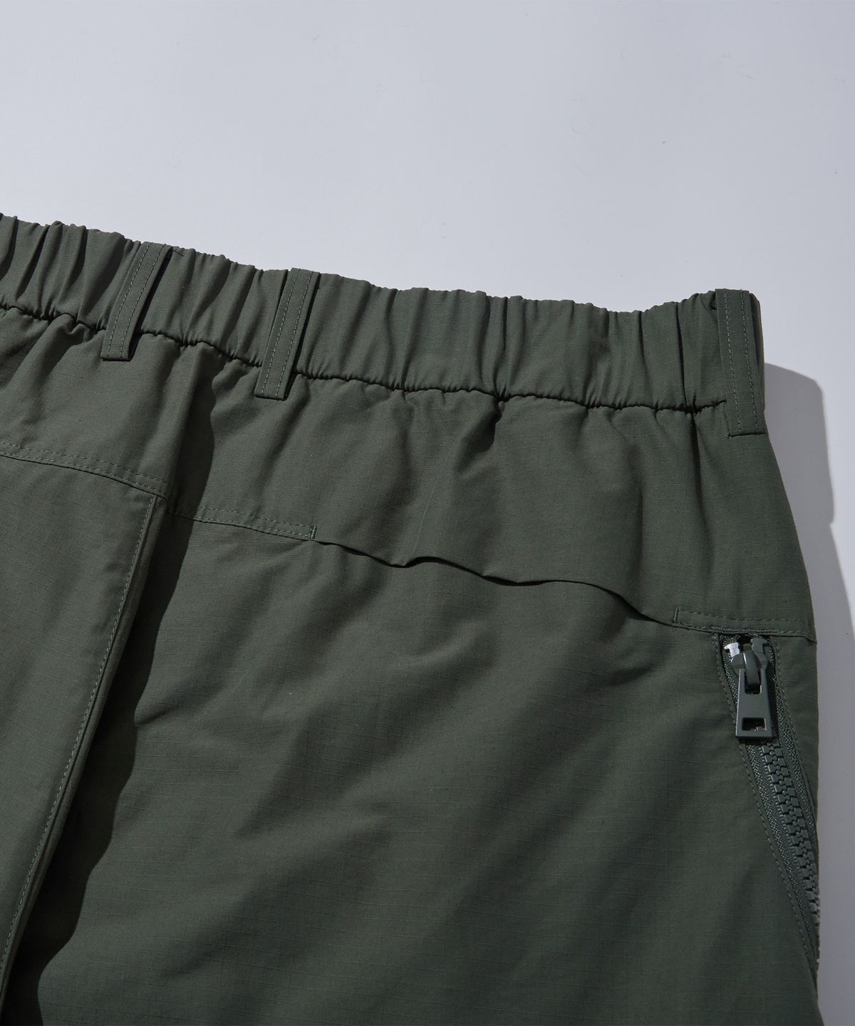 칼라파타르(KALAPATTHAR) NC Flap Shorts - Khaki