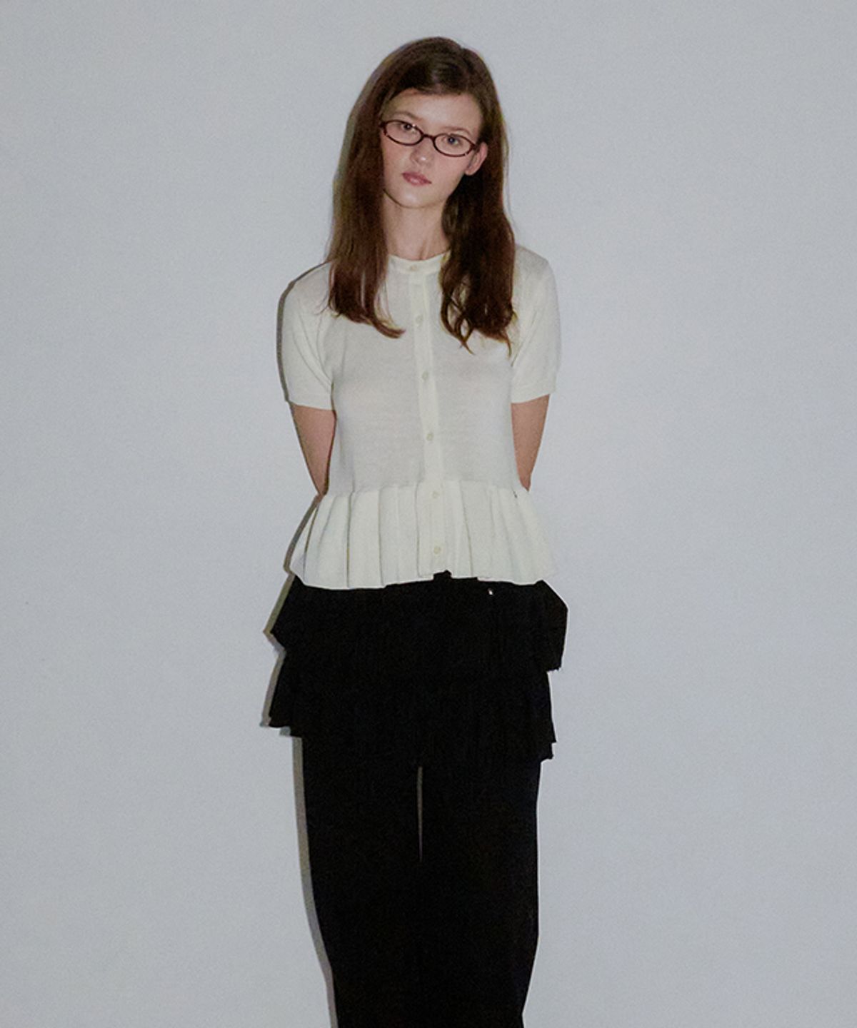 론론(RONRON) RUFFLE SHORT SLEEVE KNIT CARDIGAN CREAM