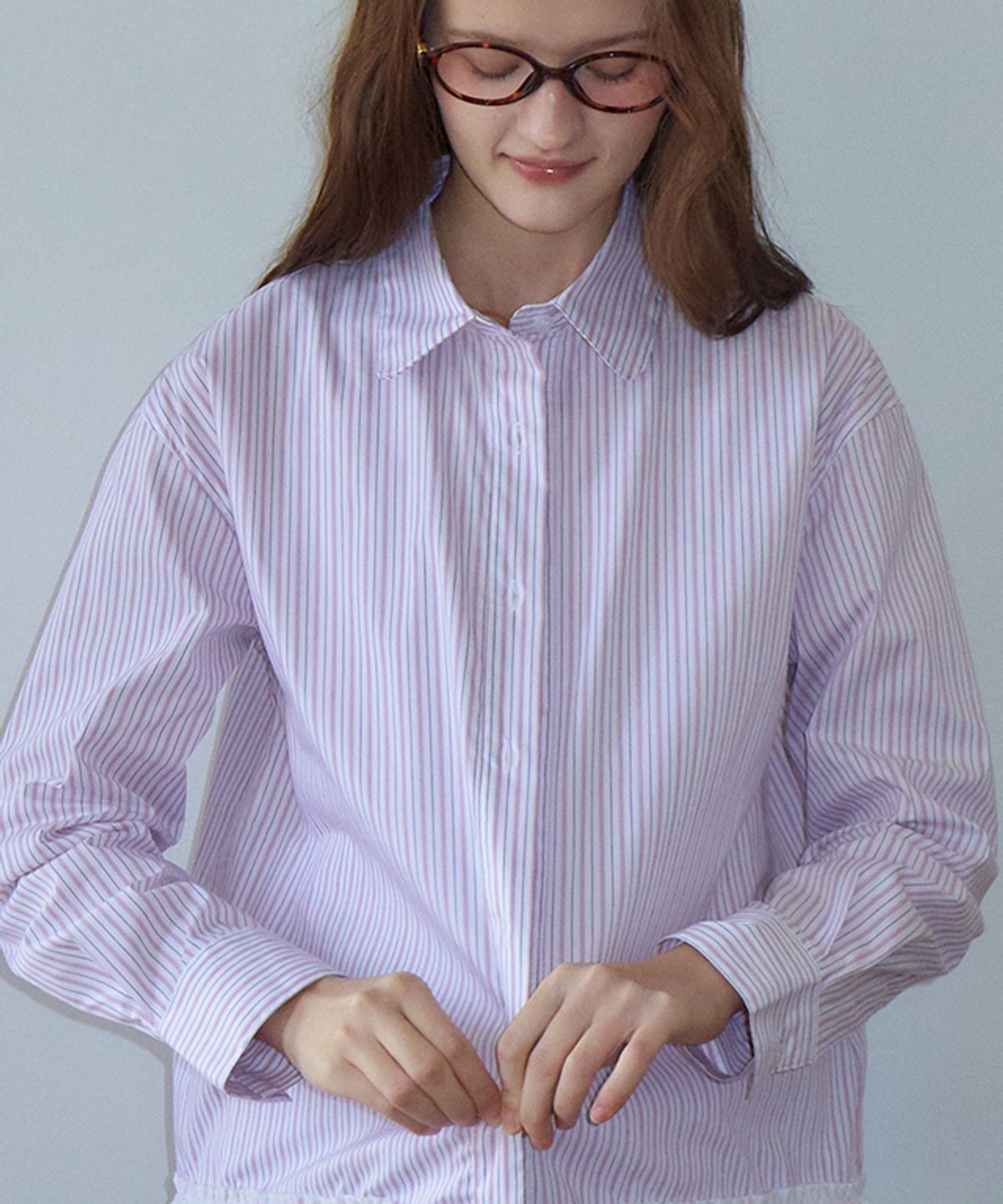 론론(RONRON) LAYERED RUFFLE LACE LONG SHIRT PINK STRIPE