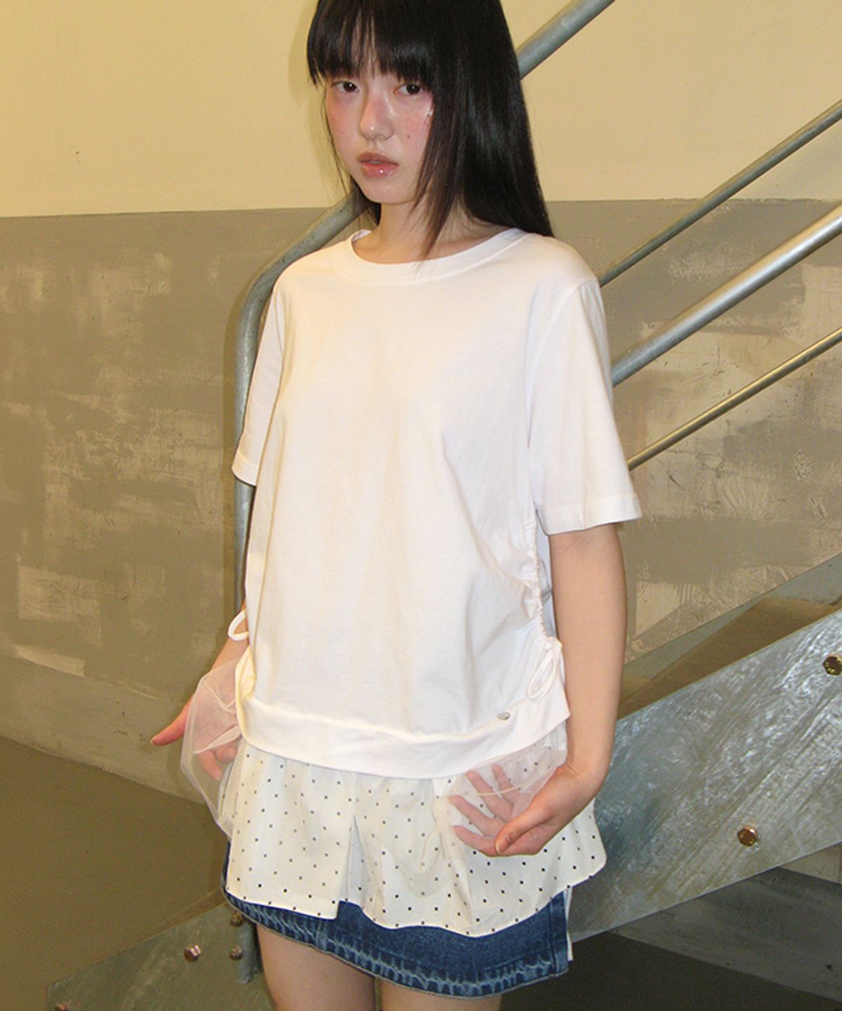 론론(RONRON) DOT MESH SHIRRING LAYERED LONG T SHIRT WHITE