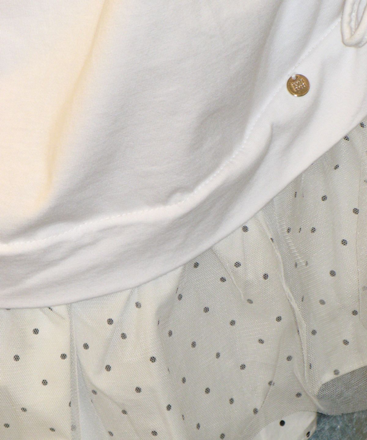 론론(RONRON) DOT MESH SHIRRING LAYERED LONG T SHIRT WHITE