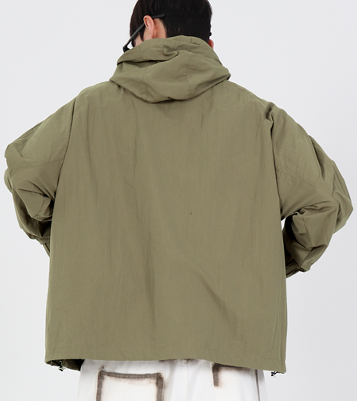 버튼서울(BUTTON SEOUL) 에어 쉘 후디 윈드 브레이커 (카키 그레이)