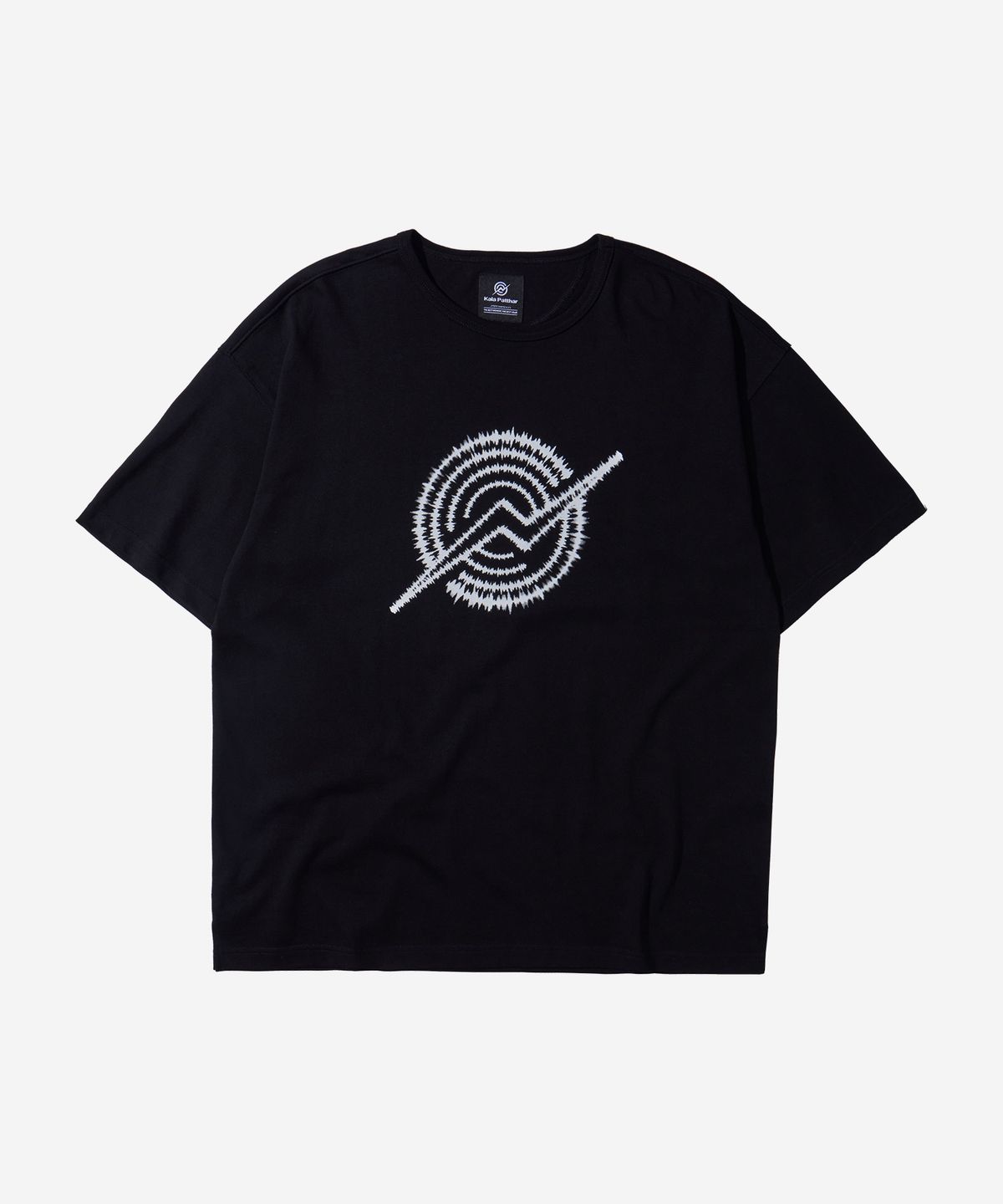 칼라파타르(KALAPATTHAR) Front Logo Loose Fit T-Shirt - Black