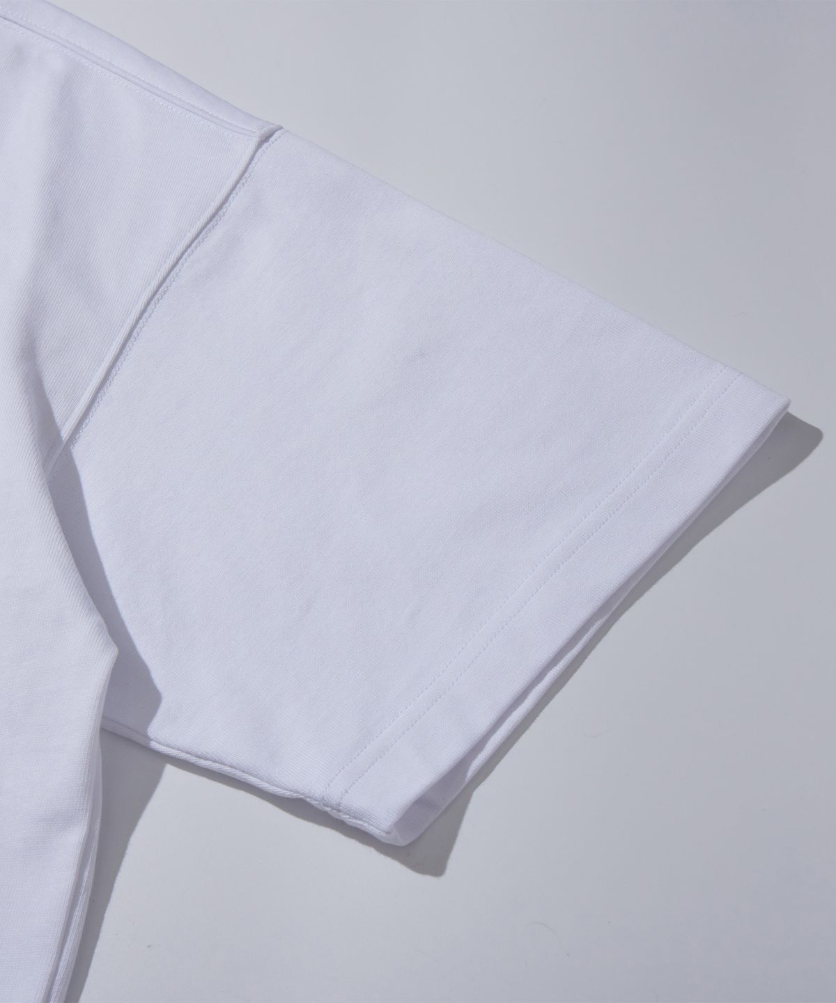 칼라파타르(KALAPATTHAR) Front Logo Loose Fit T-Shirt - White
