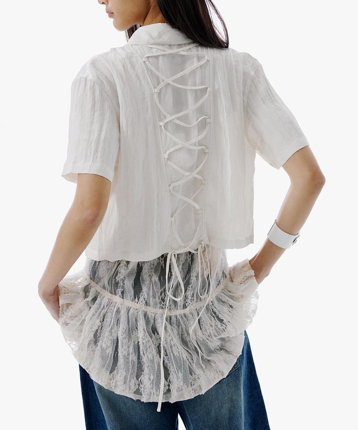 커렌트(CURRENT) SOLID STRAP DETAIL CROP SHIRT [IVORY]