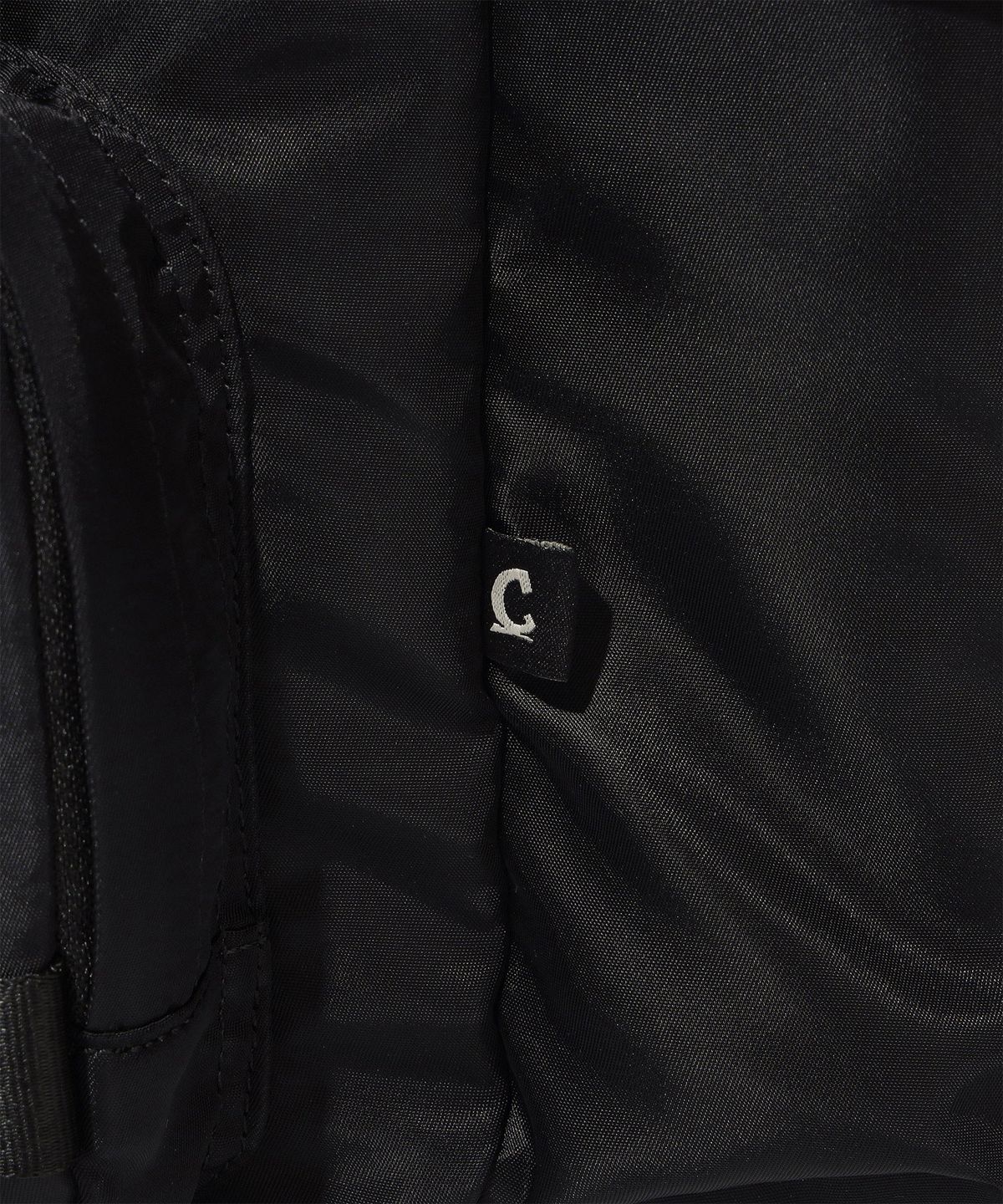 커버낫(COVERNAT) 웨빙 스트랩 버클 백팩 Black