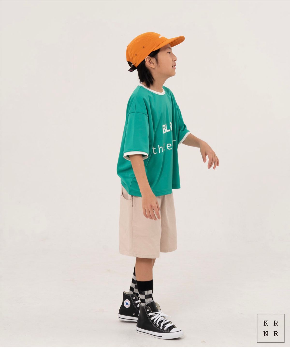 쿠르나르(KRNR) 코어 BLBL 클래식 풋볼 티셔츠 그린,아이보리