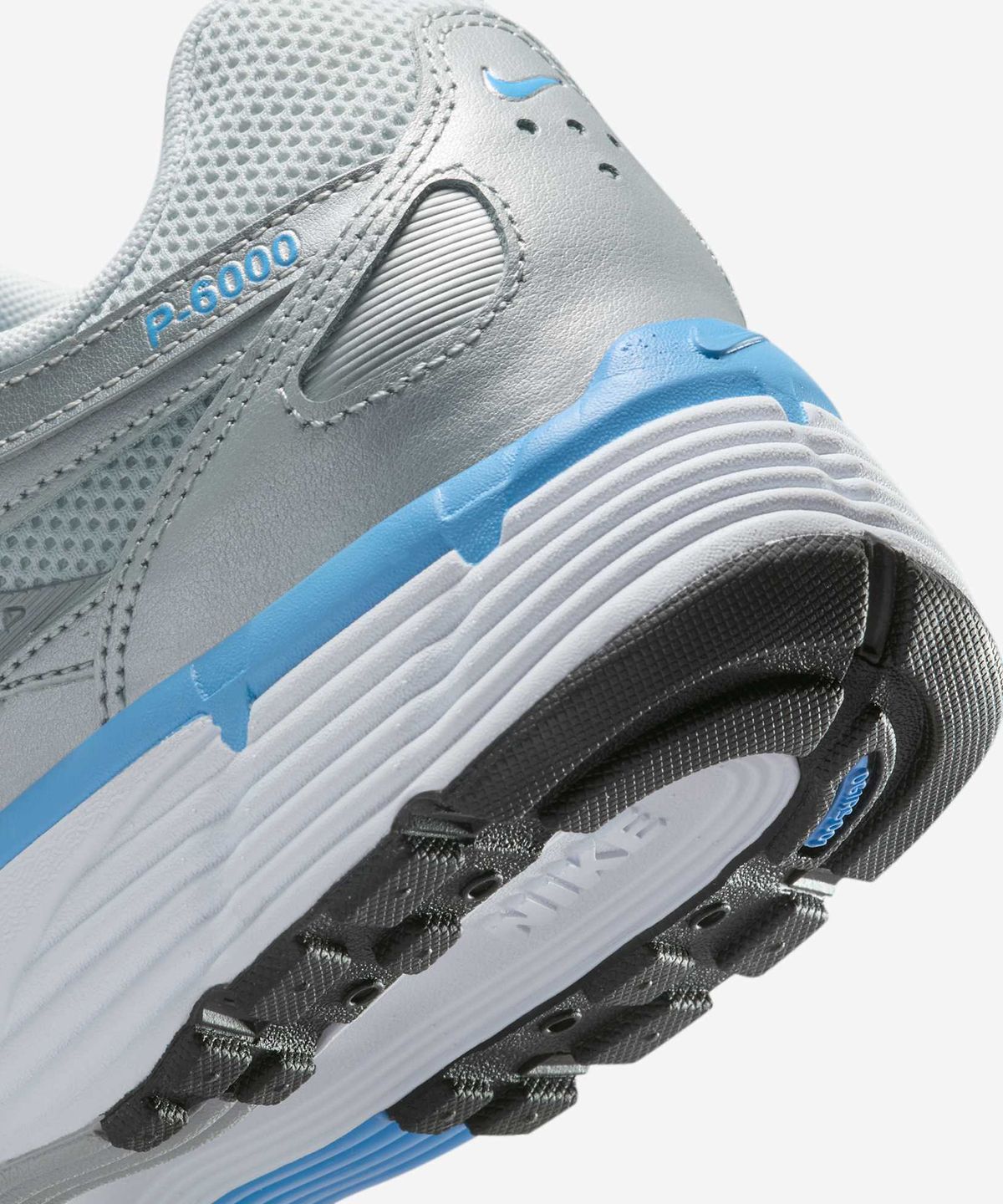 나이키(NIKE) P-6000 M - 메탈릭 플래티넘:퓨어 플래티넘:메탈릭 실버:유니버시티 블루 / CD6404-025
