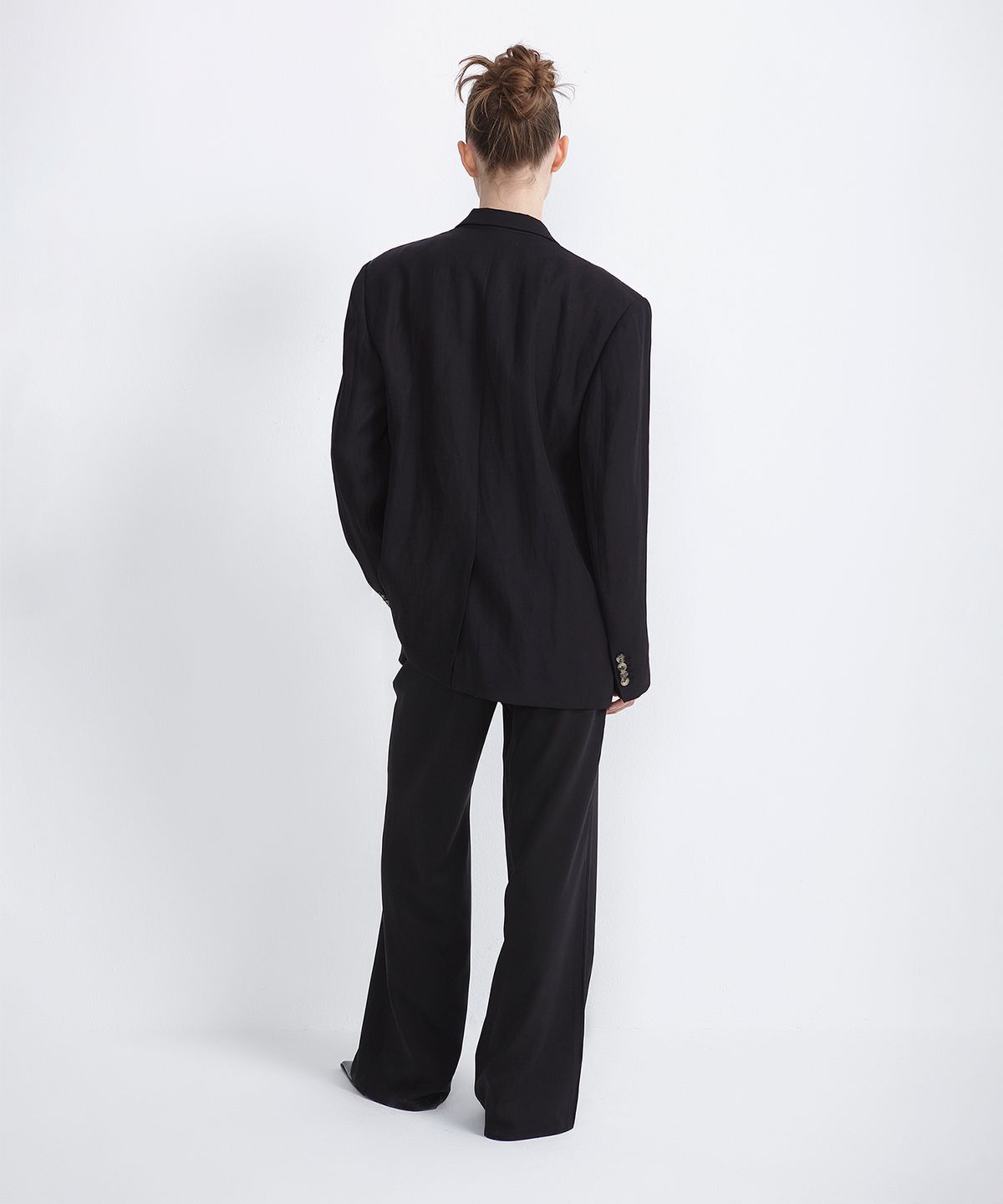 이안조(EAN JO) VISCOSE OVERSIZED SINGLE BREASTED JACKET (BLACK)
