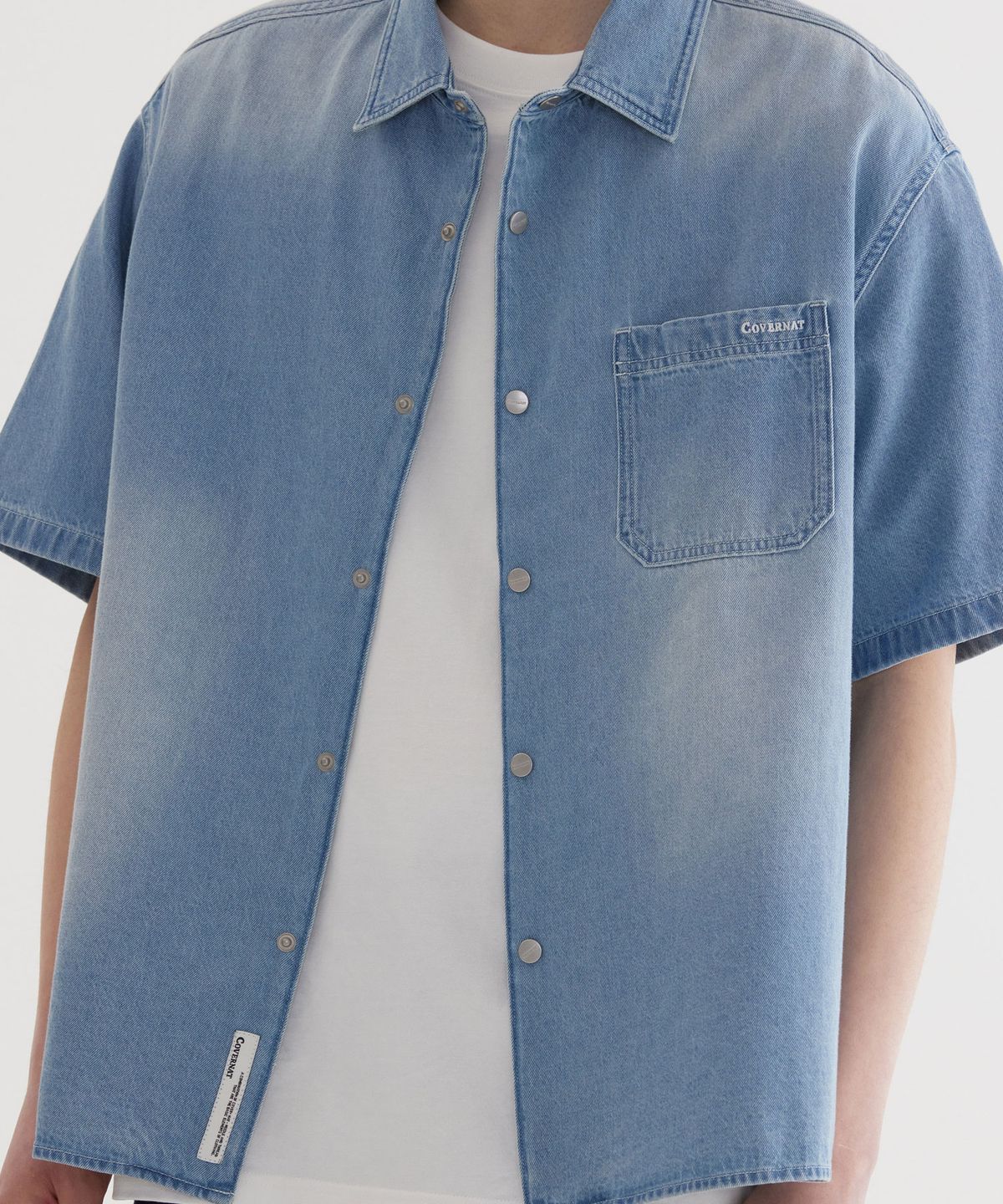 커버낫(COVERNAT) 워싱 데님 하프 셔츠 Light Blue