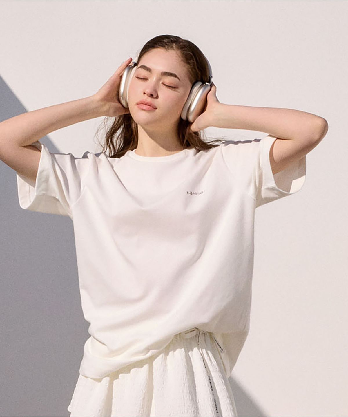 칸디니(KANDINI) 화이트 Duck family 프린팅 반팔 티셔츠_Unisex