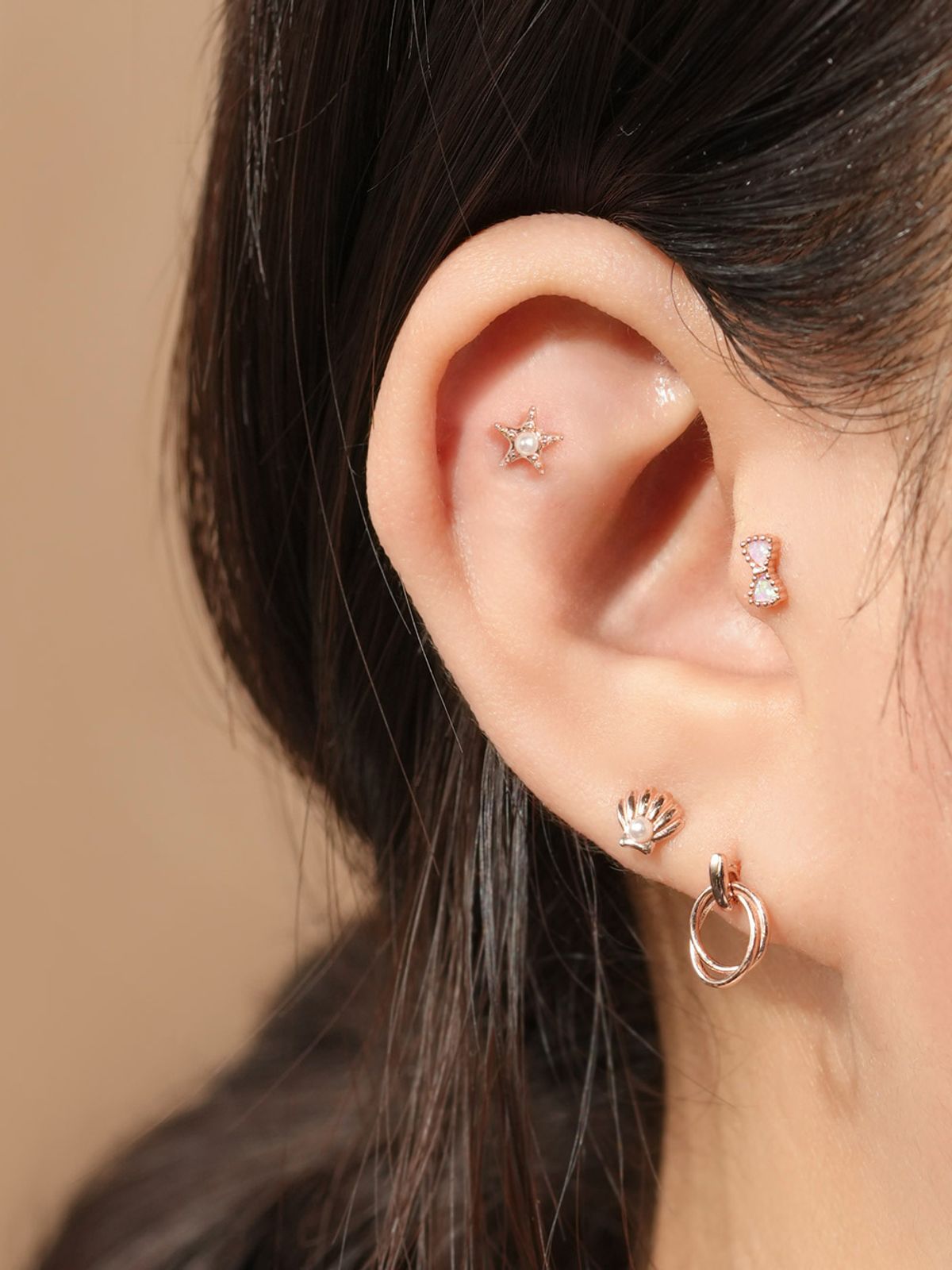 미니멀피어싱(MINIMALPIERCING) 14K 도트 진주 불가사리 피어싱 귀걸이