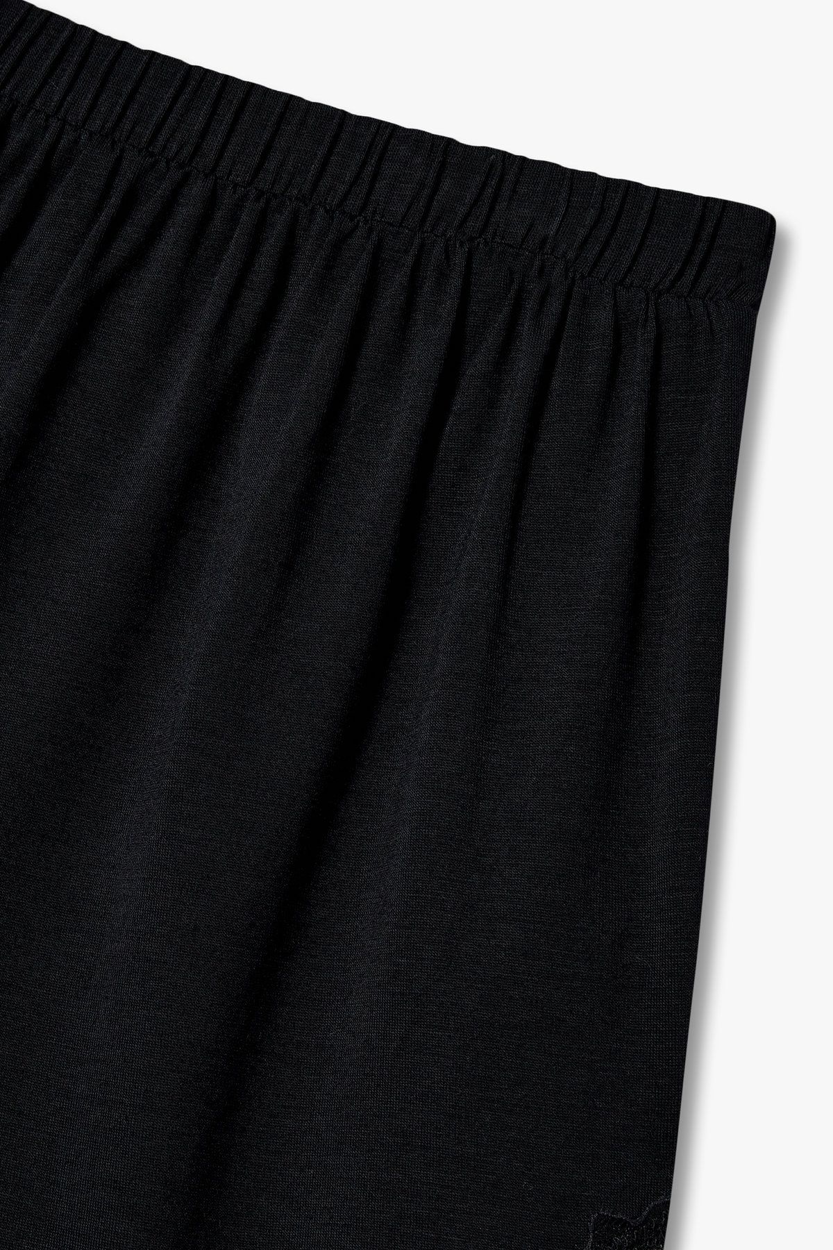 엠포리오 아르마니 언더웨어(EMPORIO ARMANI UNDERWEAR) 여성 레이스 슬릿 레이온 파자마 쇼츠 _블랙 0825131504