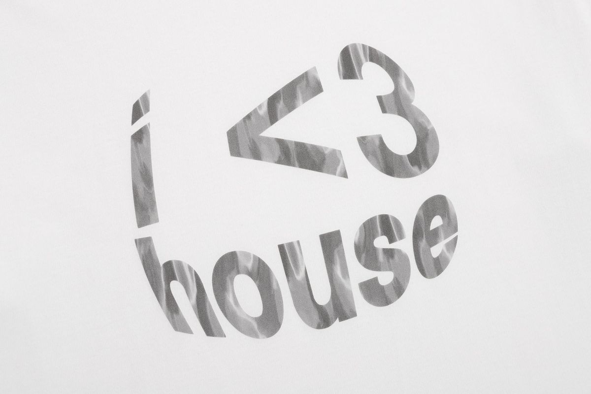 바쥬비쥬(BAJOO BIJOO) I LOVE HOUSE T-SHIRT [WHITE-GREY CAMO]