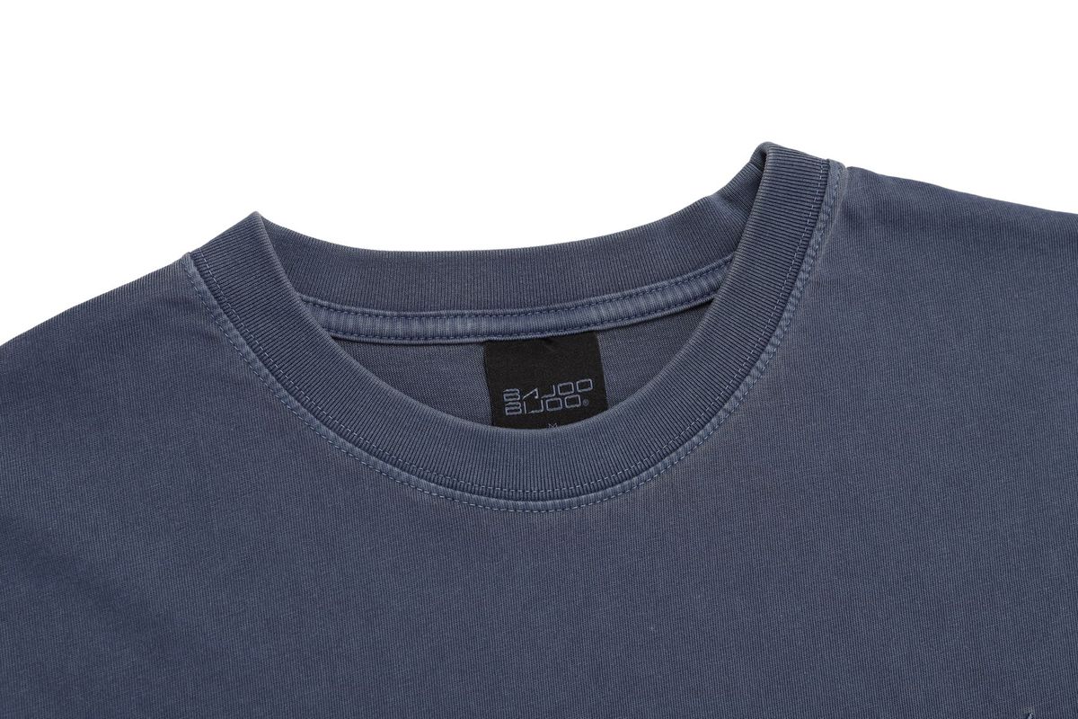 바쥬비쥬(BAJOO BIJOO) LOGO PIGMENT T-SHIRT [BLUE]