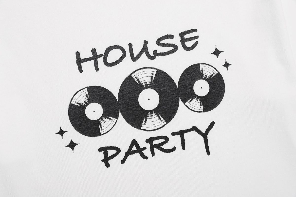 바쥬비쥬(BAJOO BIJOO) HOUSE PARTY T-SHIRT [WHITE]