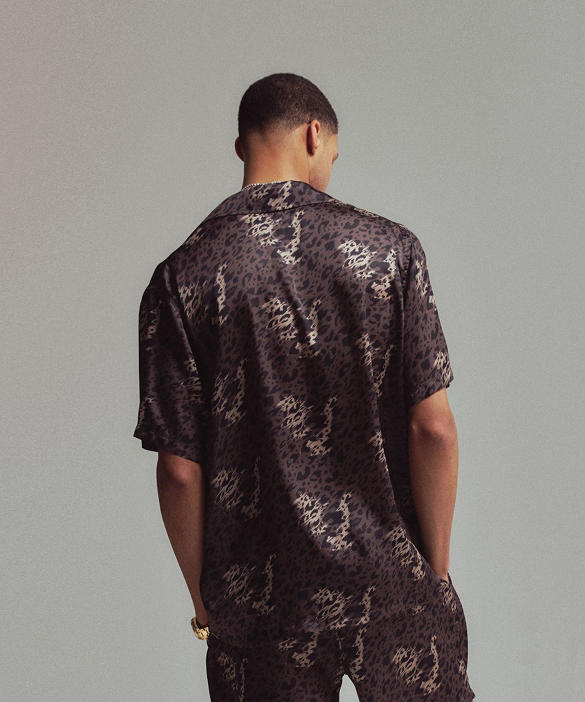 에르에르(ERER) Men Signature leopard shirt Brown