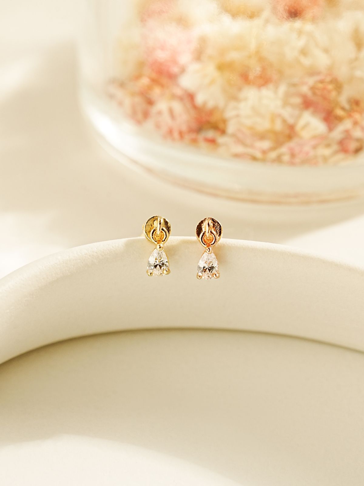 미니멀피어싱(MINIMALPIERCING) 14K 인터널 타이니 물방울 큐빅 드롭 라블렛 피어싱 귀걸이