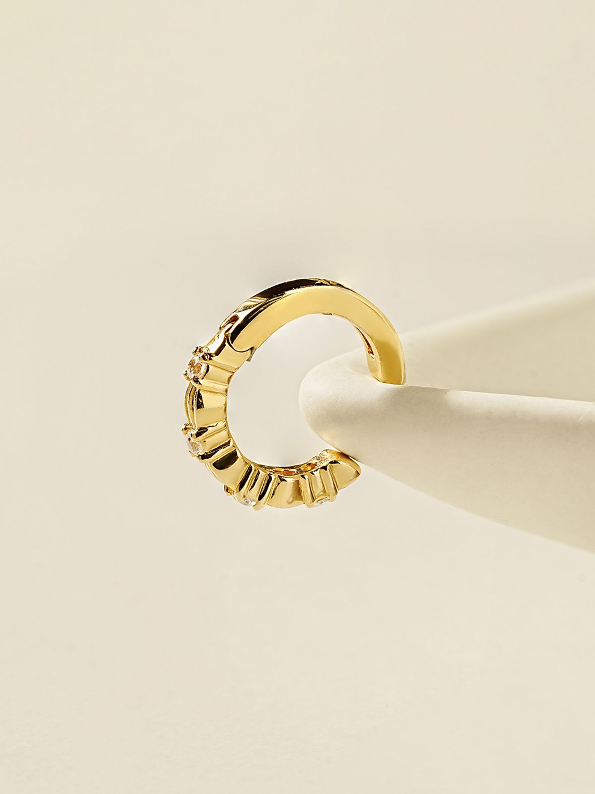 미니멀피어싱(MINIMALPIERCING) 14K 큐빅 퍼프 이어커프 클립형 귀찌