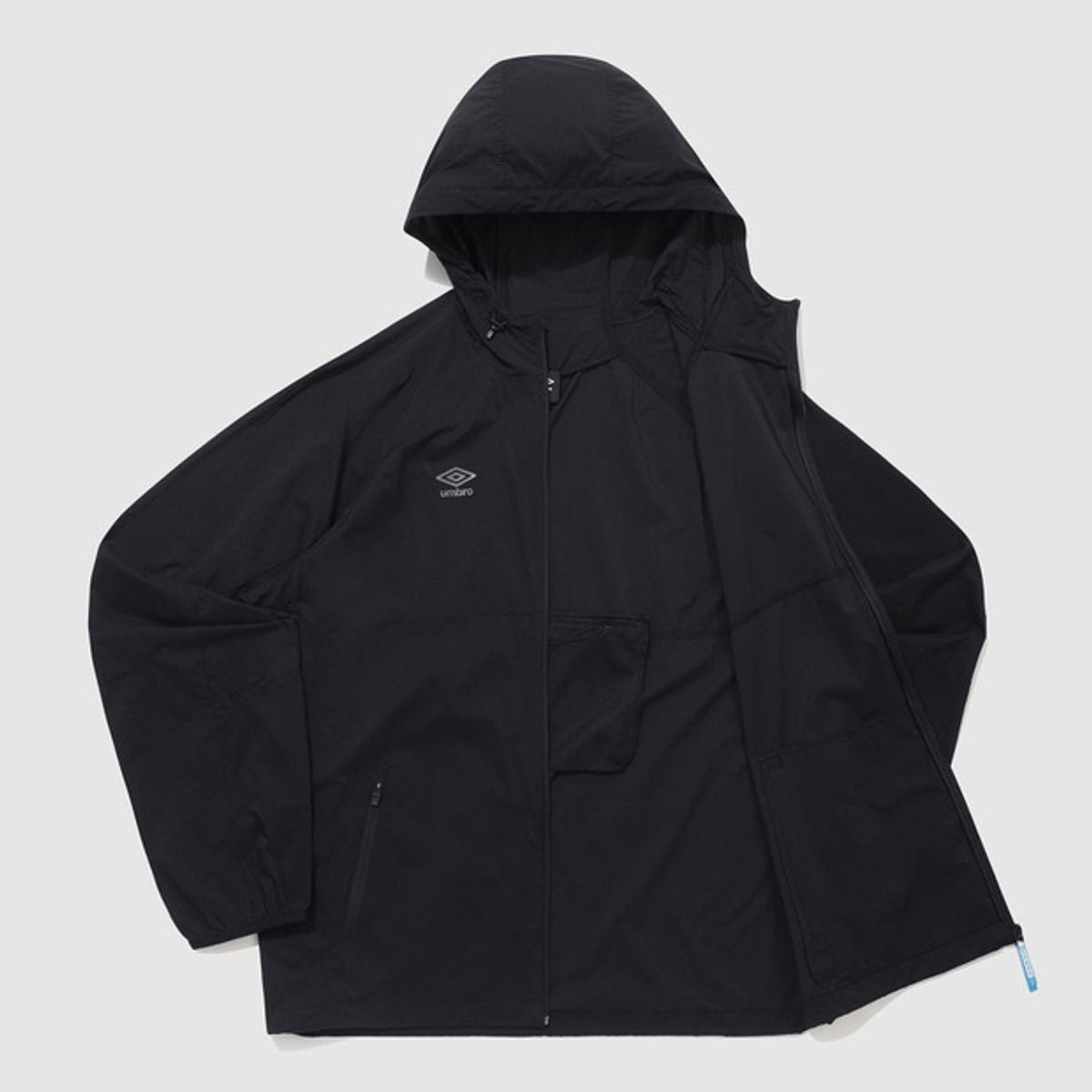 엄브로(UMBRO) [패커블] 셔틀런 초경량 후드형 바람막이 집업 자켓 블랙(UQ221SJK51)