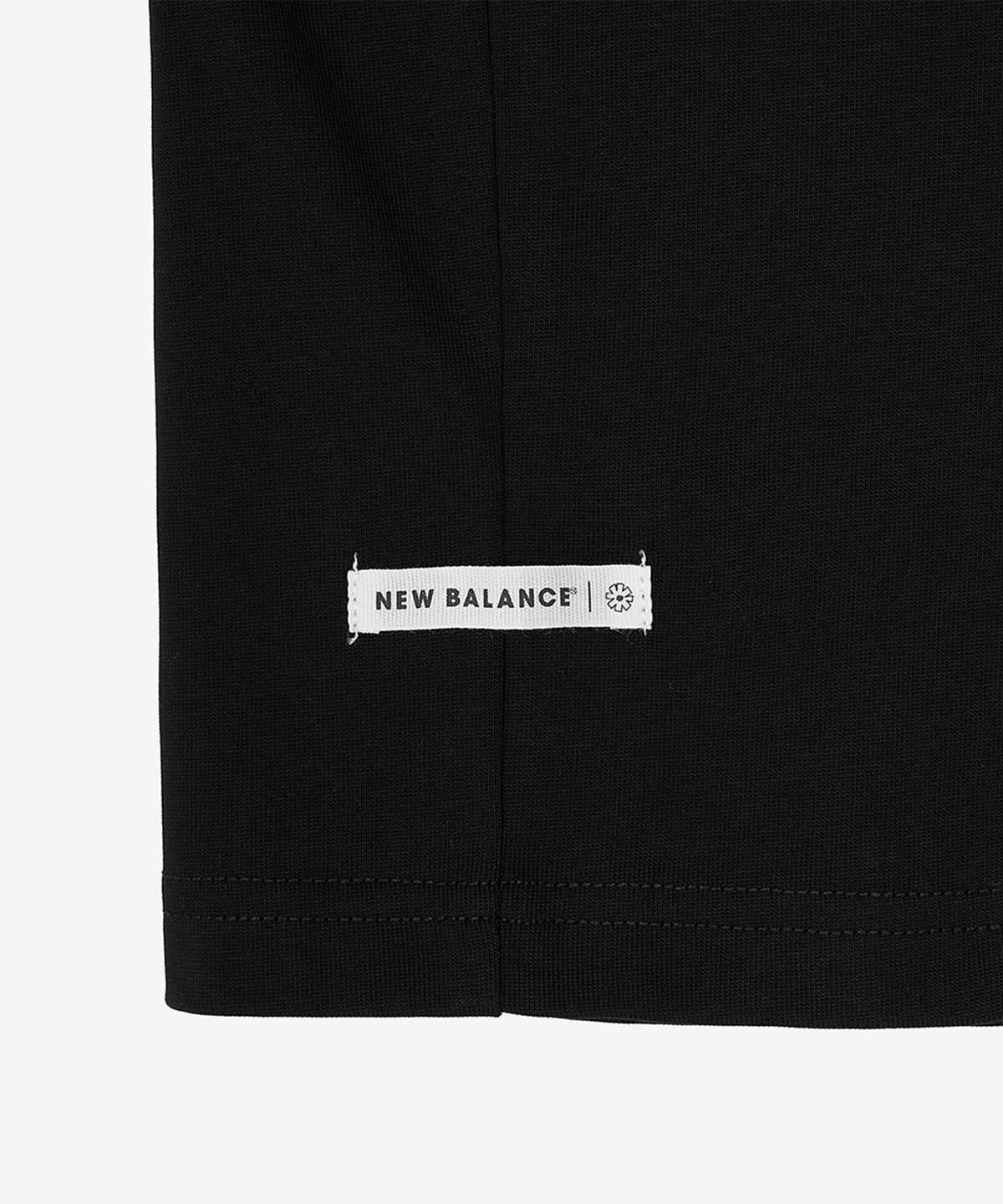 뉴발란스(NEW BALANCE) NBNEGCO204 / UNI 플라워 일러스트 반팔티 (BLACK)