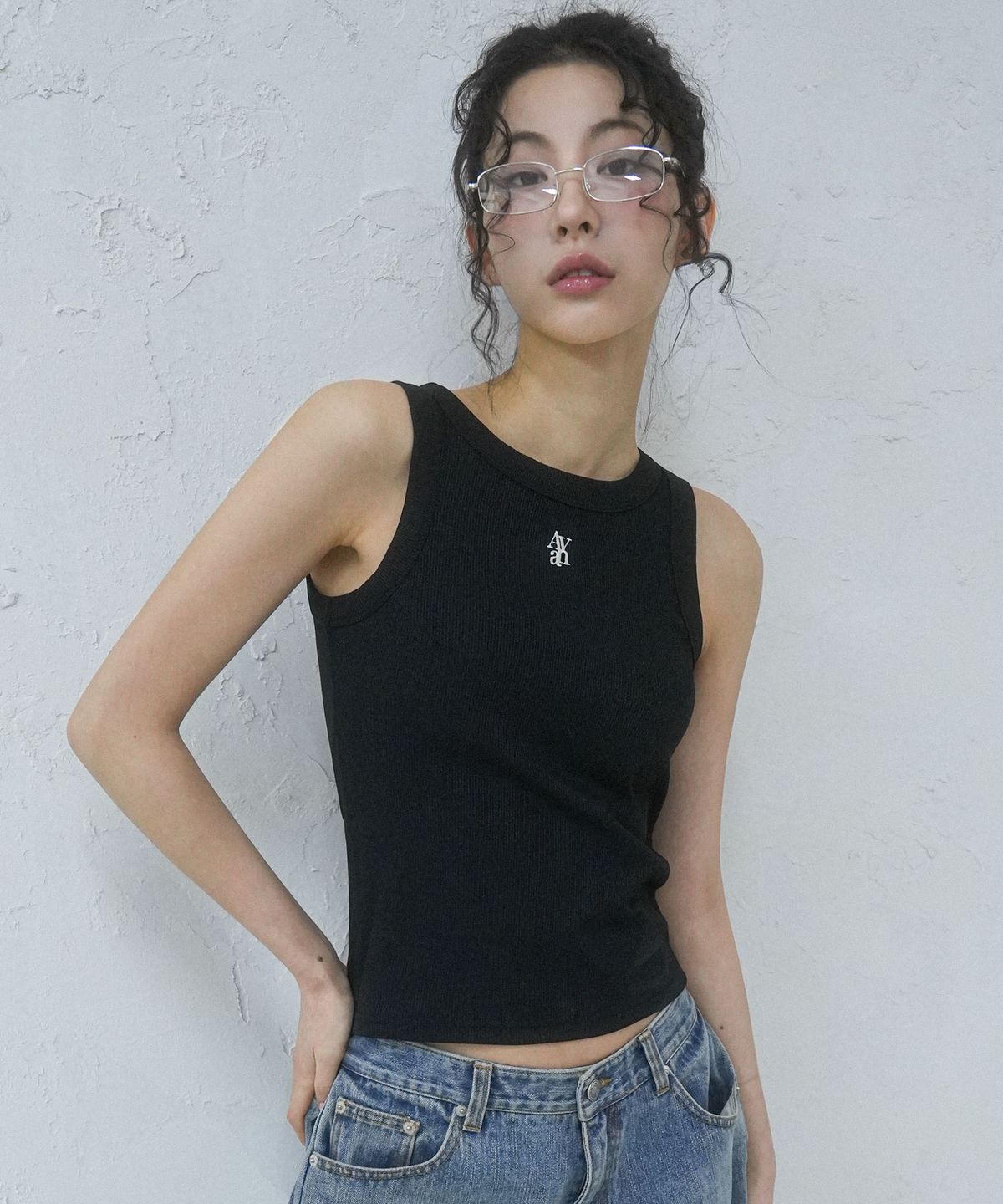 어반드레스(AVANDRESS) Aa Back Hole Sleeveless - 4COL