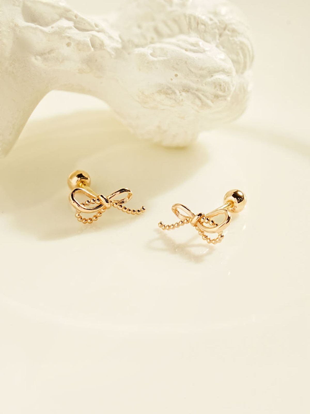 미니멀피어싱(MINIMALPIERCING) 14K 테일 리본 피어싱 귀걸이