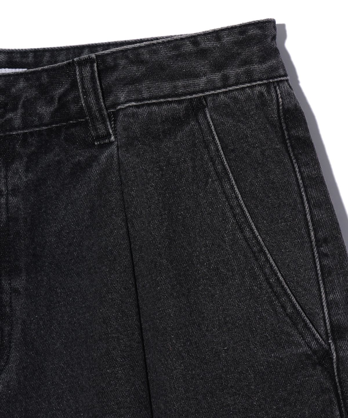 레이피커스(RAYFIKERS) 카고 버뮤다 데님 쇼츠 BLACK (MP2DU348-076)