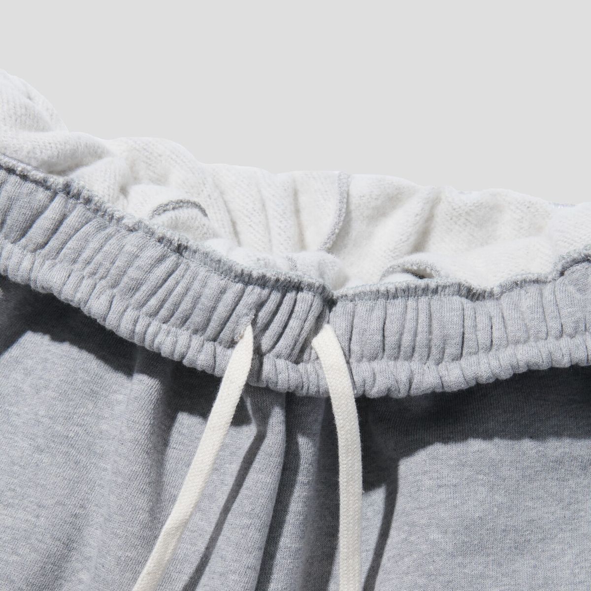 어텐즈(ATTENDS) Gray Basic Sweat *pants