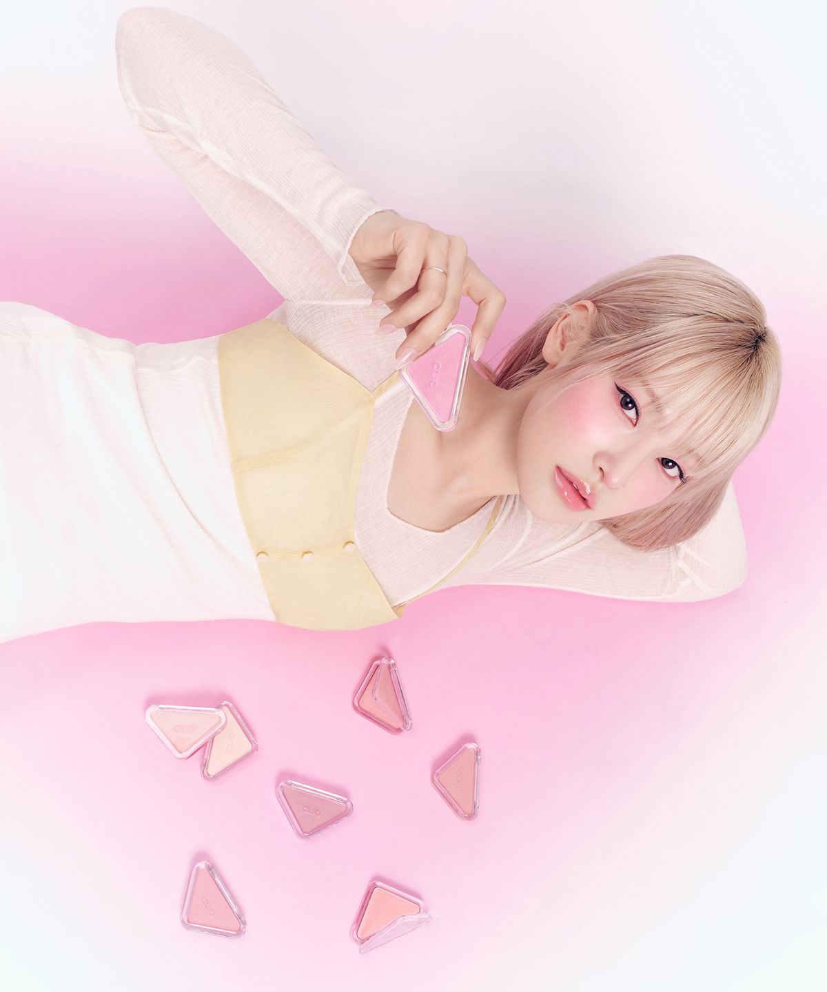 클리오(CLIO) 에센셜 블러쉬 탭