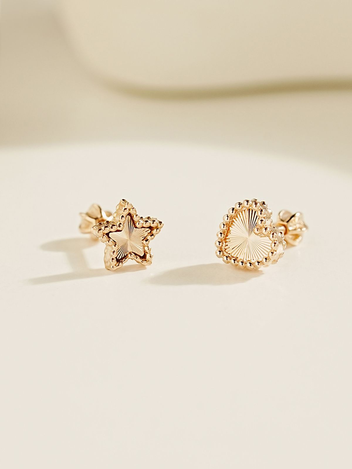 미니멀피어싱(MINIMALPIERCING) 14K 볼륨 컷팅 하트 별 피어싱