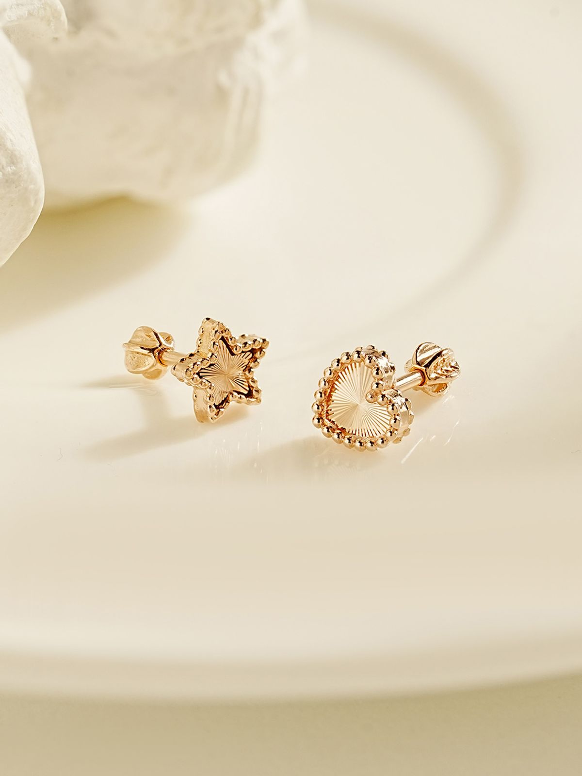 미니멀피어싱(MINIMALPIERCING) 14K 볼륨 컷팅 하트 별 피어싱