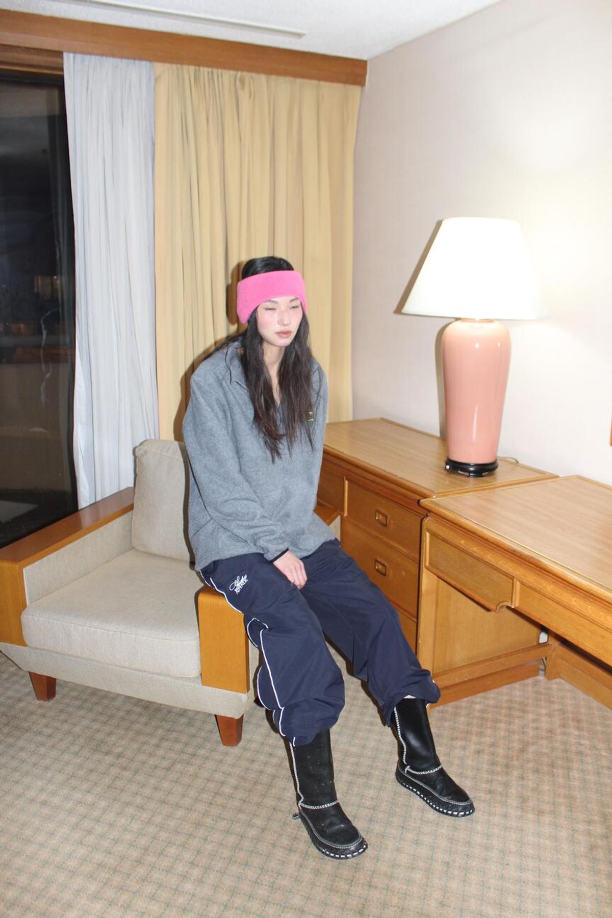어텐즈(ATTENDS) 80s Retro Fit Nylon Pants (Dark Navy)