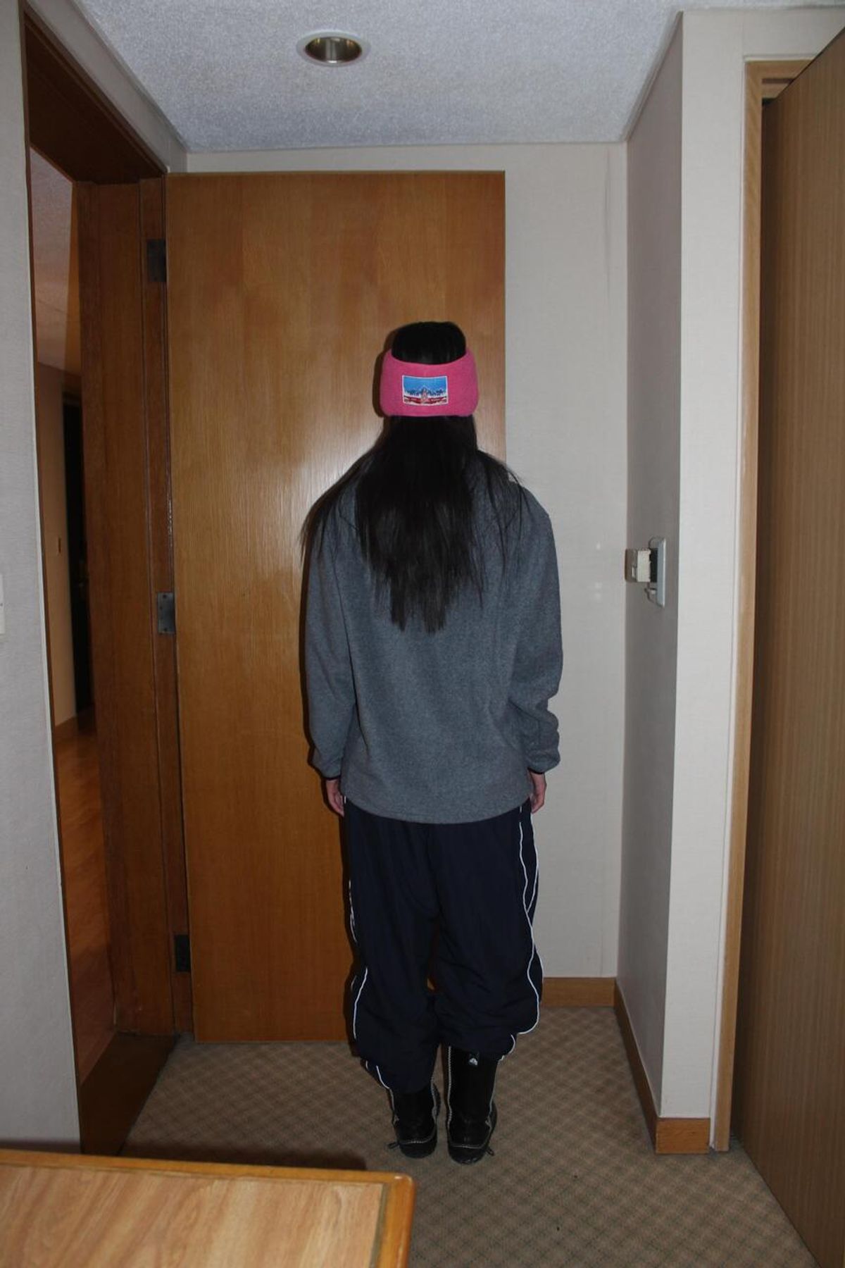 어텐즈(ATTENDS) 80s Retro Fit Nylon Pants (Dark Navy)