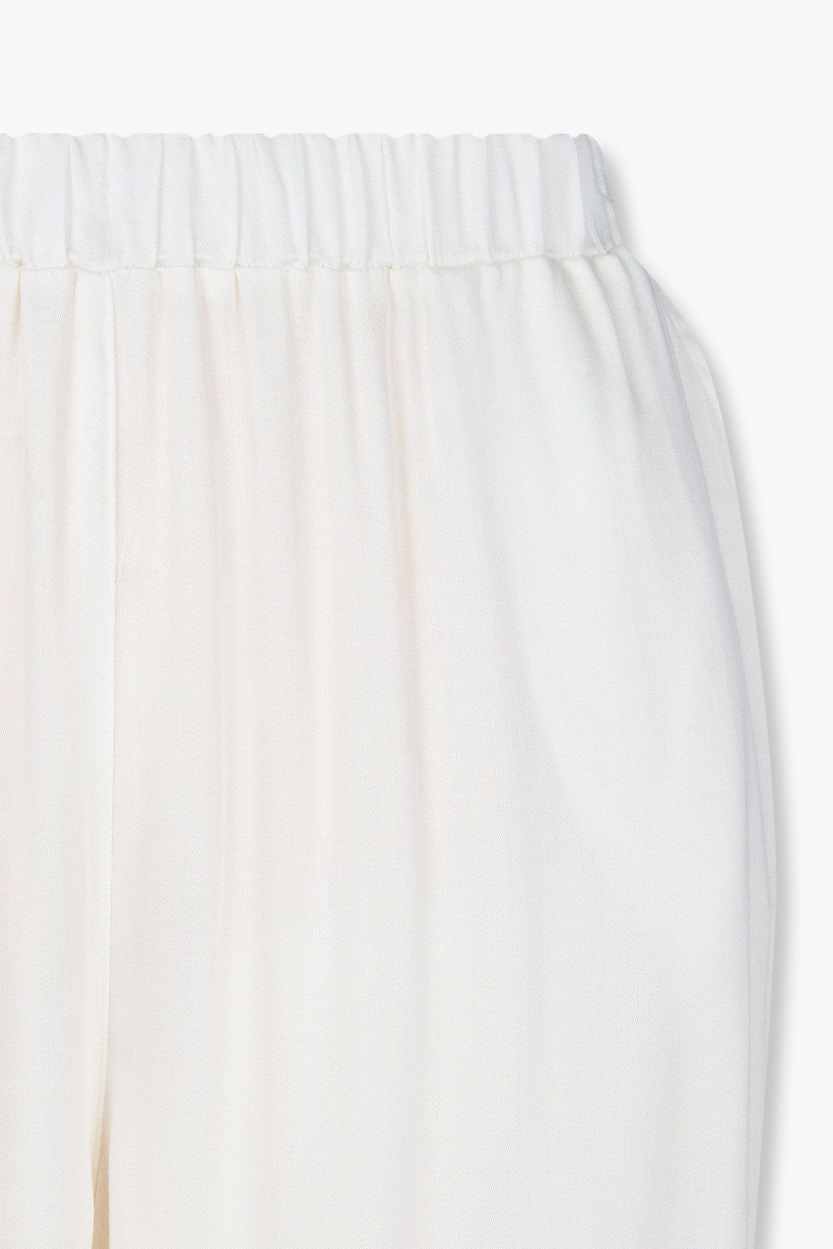 엠포리오 아르마니 언더웨어(EMPORIO ARMANI UNDERWEAR) 여성 컷아웃 로고 레이온 비치 팬츠 _화이트 0825132505