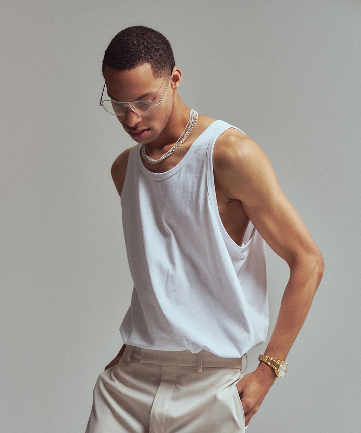 에르에르(ERER) Men Basic tank top White