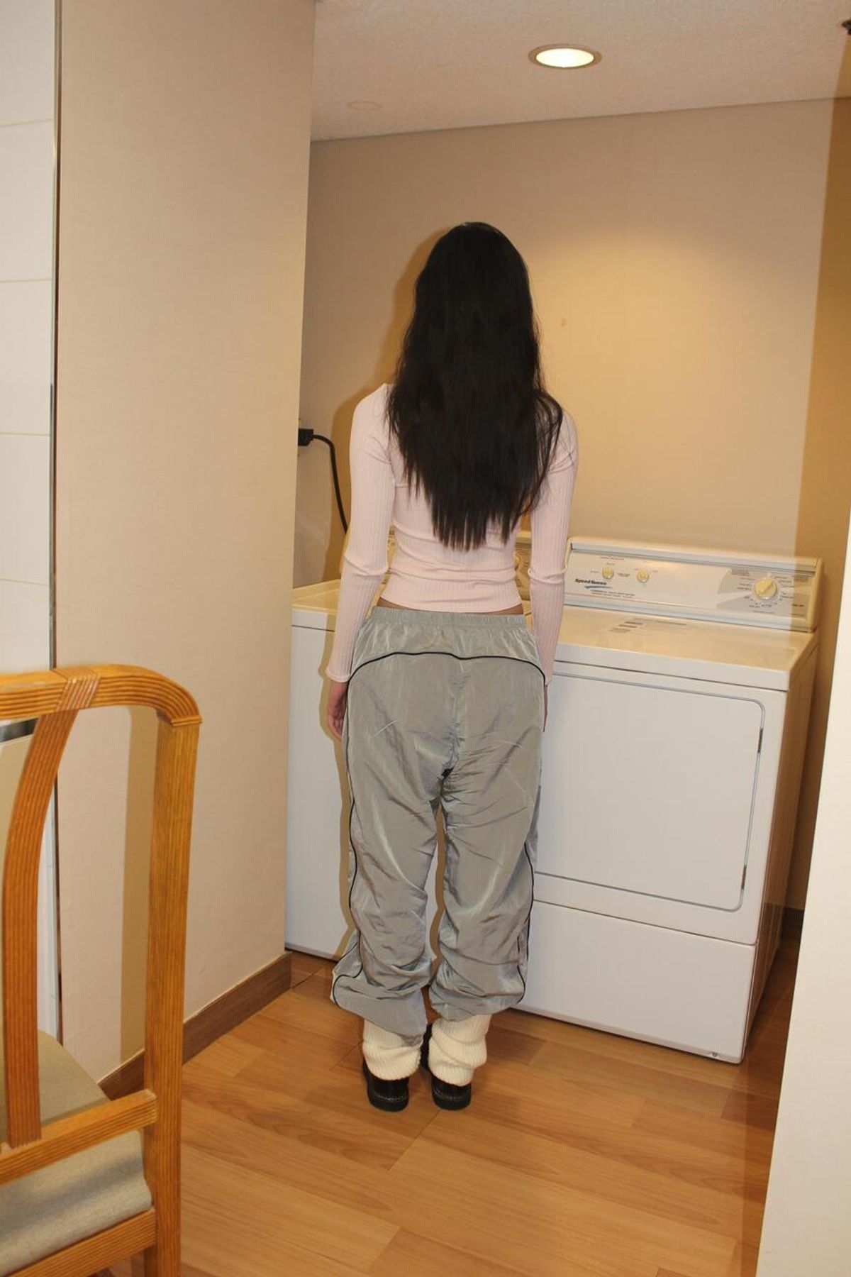 어텐즈(ATTENDS) 80s Retro Fit Nylon Pants (Gray)