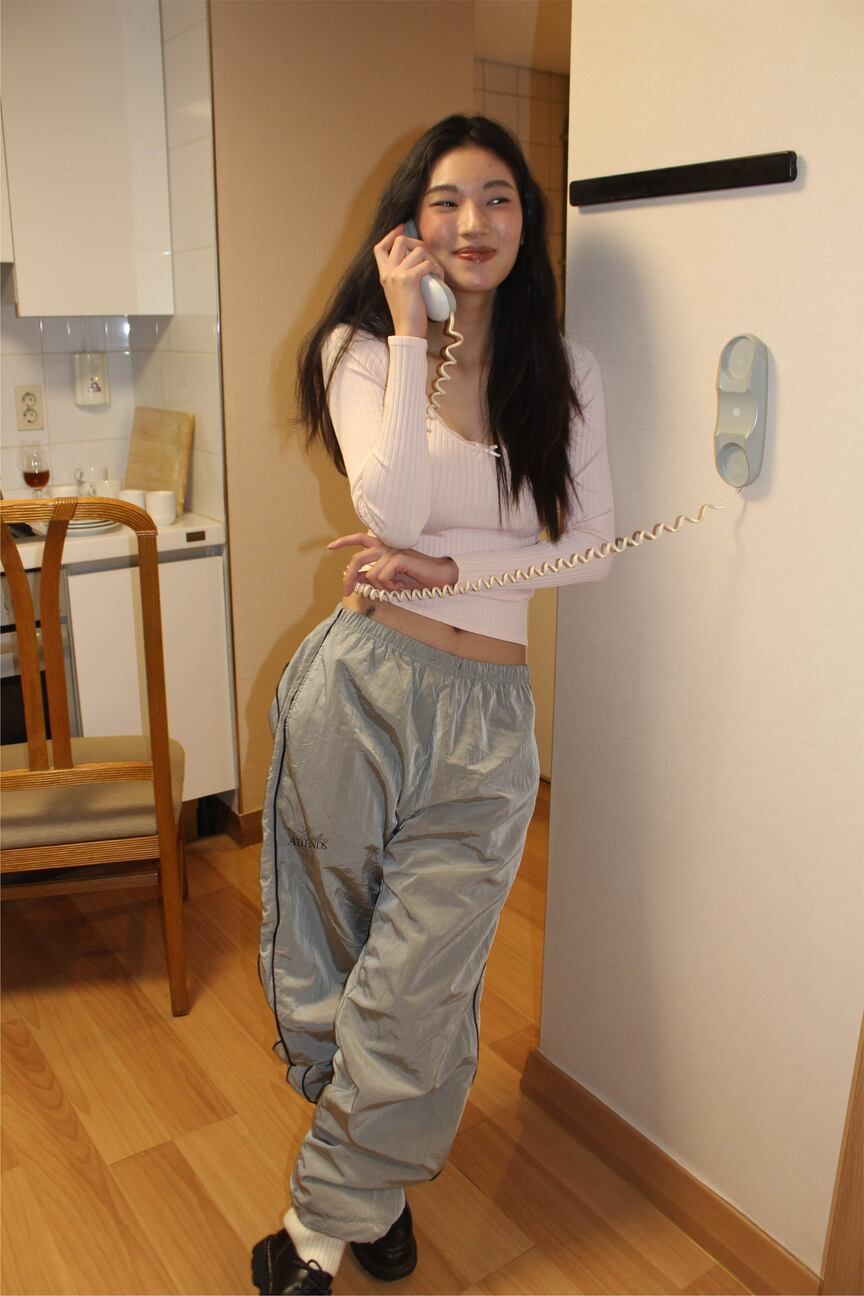【韓国 Attends】80s Retro Fit Nylon Pants MUSINSA | ATTENDS 80s Retro Fit Nylon Pants (Gray)
